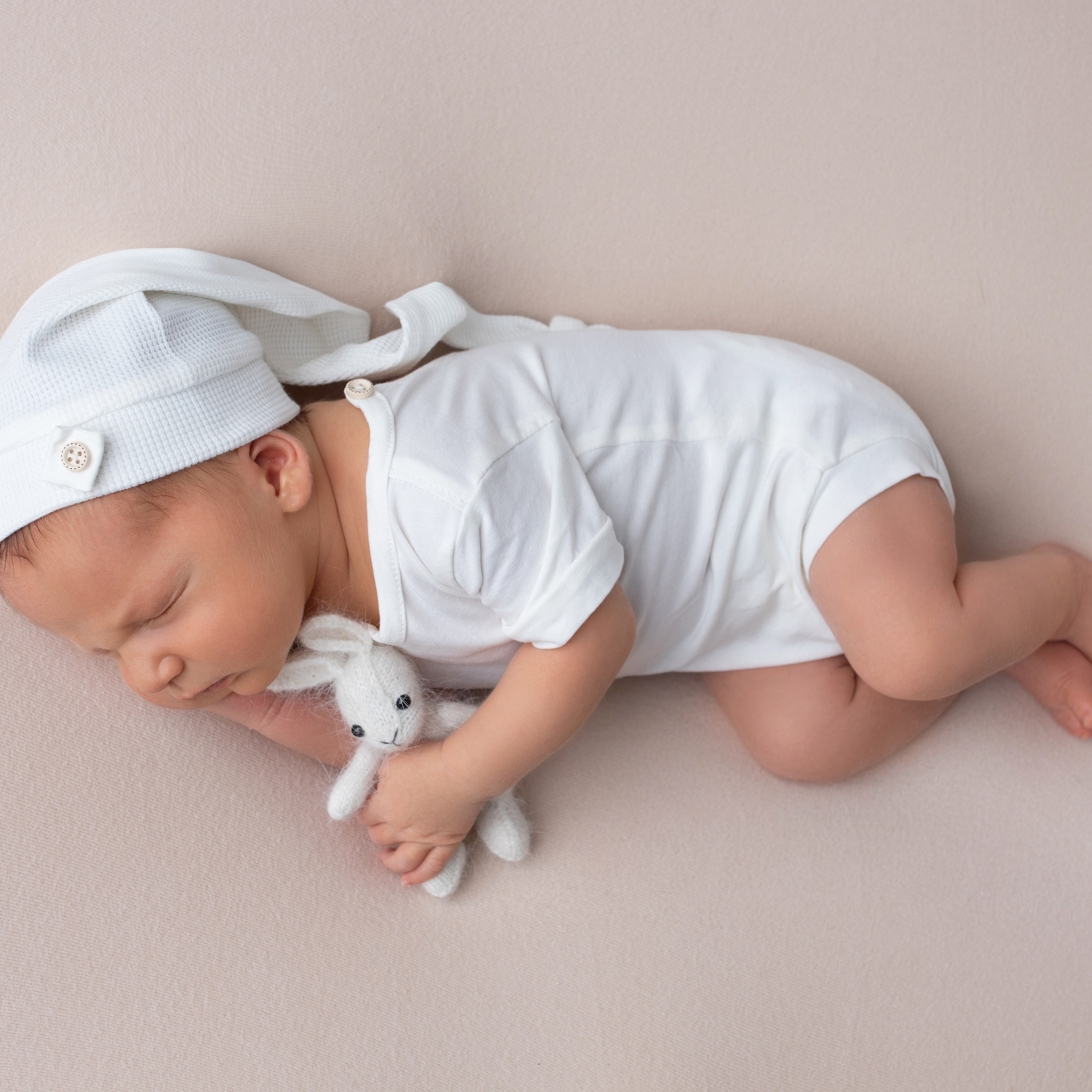 Классическая ньюборн фотосессия. Фотограф новорождённых Братск