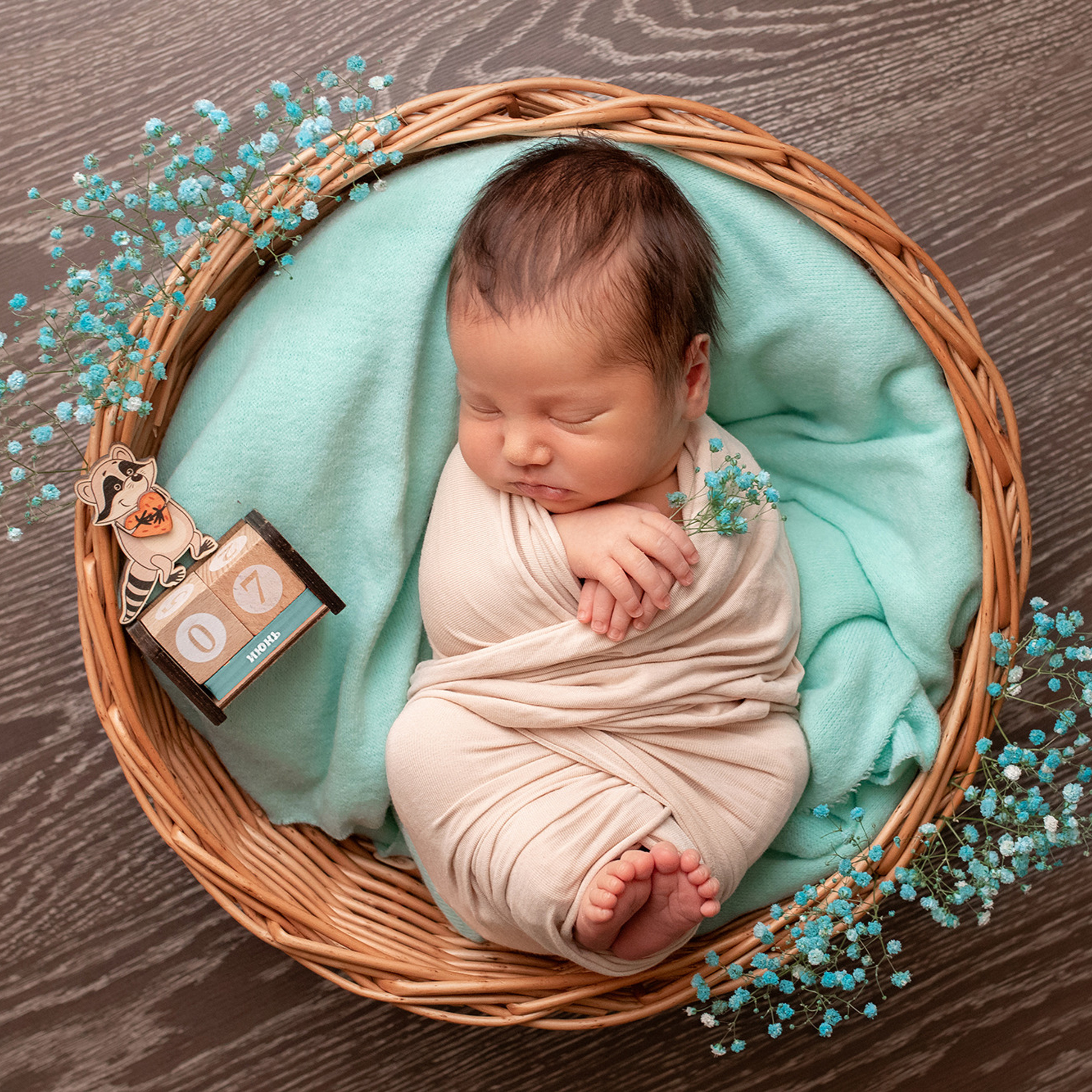 Классическая ньюборн фотосессия. Фотограф новорождённых Братск