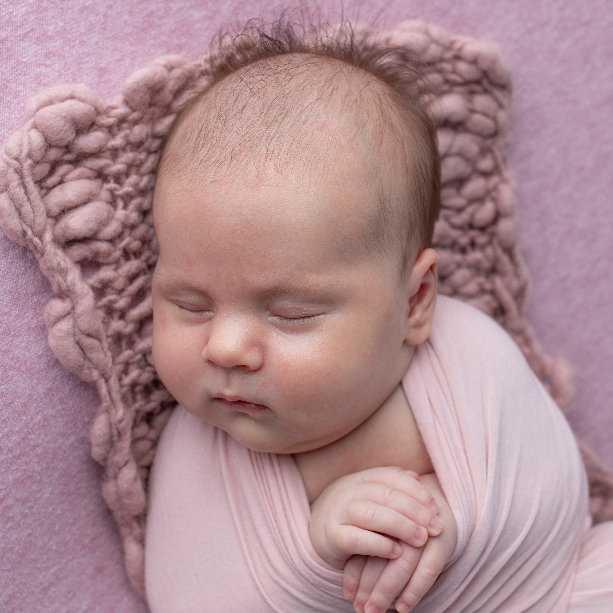 Классическая ньюборн фотосессия. Фотограф новорождённых Братск