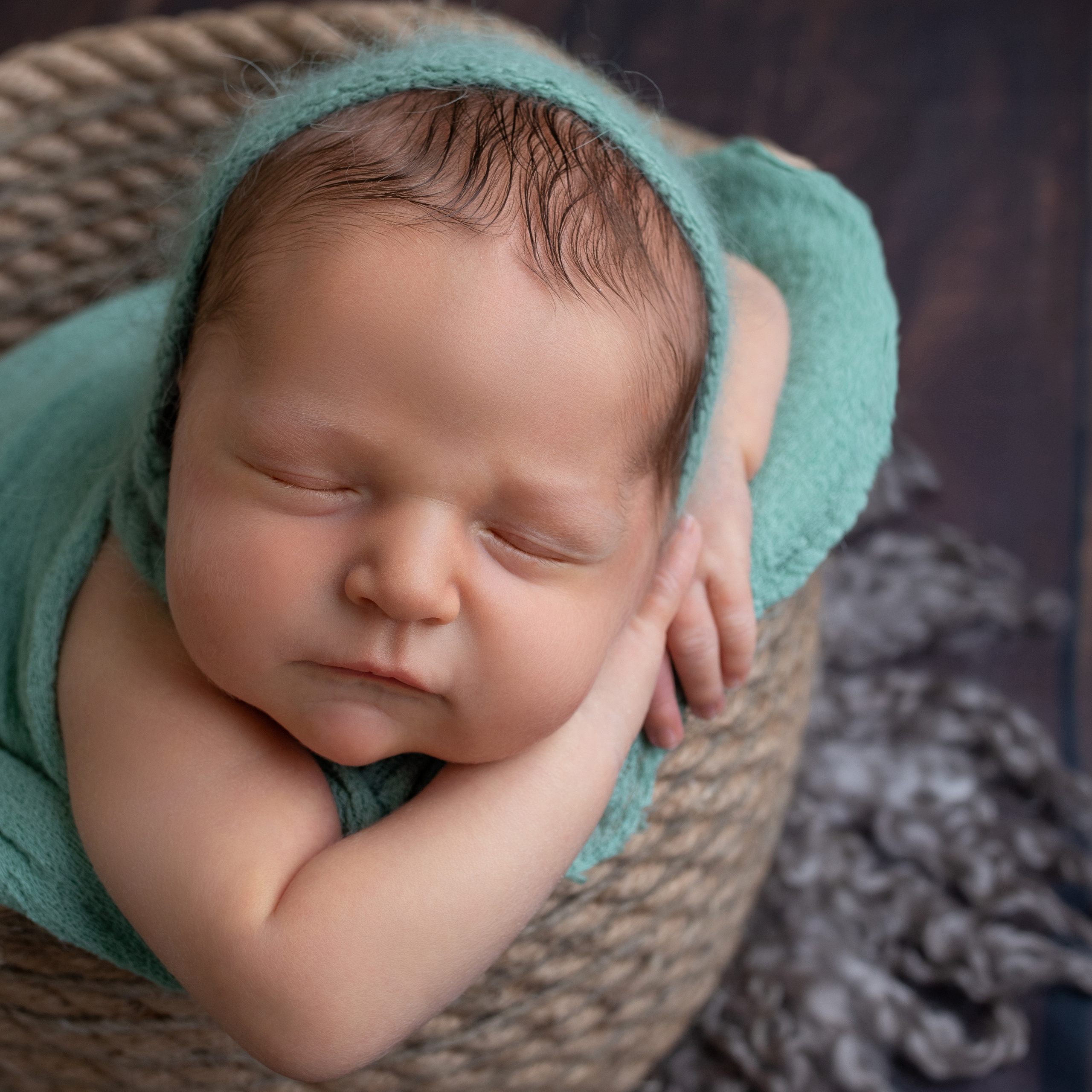 Классическая ньюборн фотосессия. Фотограф новорождённых Братск