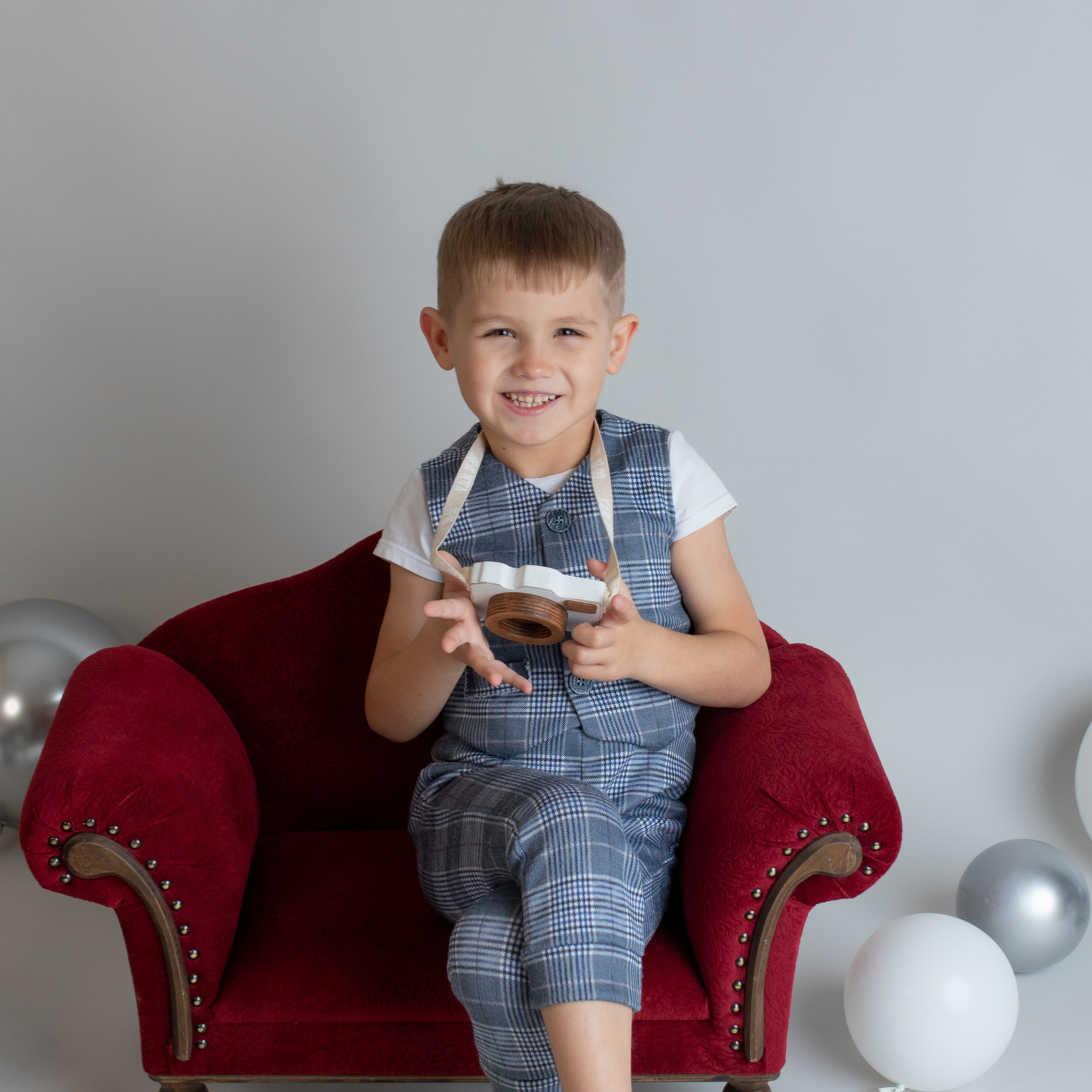 Съёмка детей в студии г. Братск. Фотограф новорождённых Братск