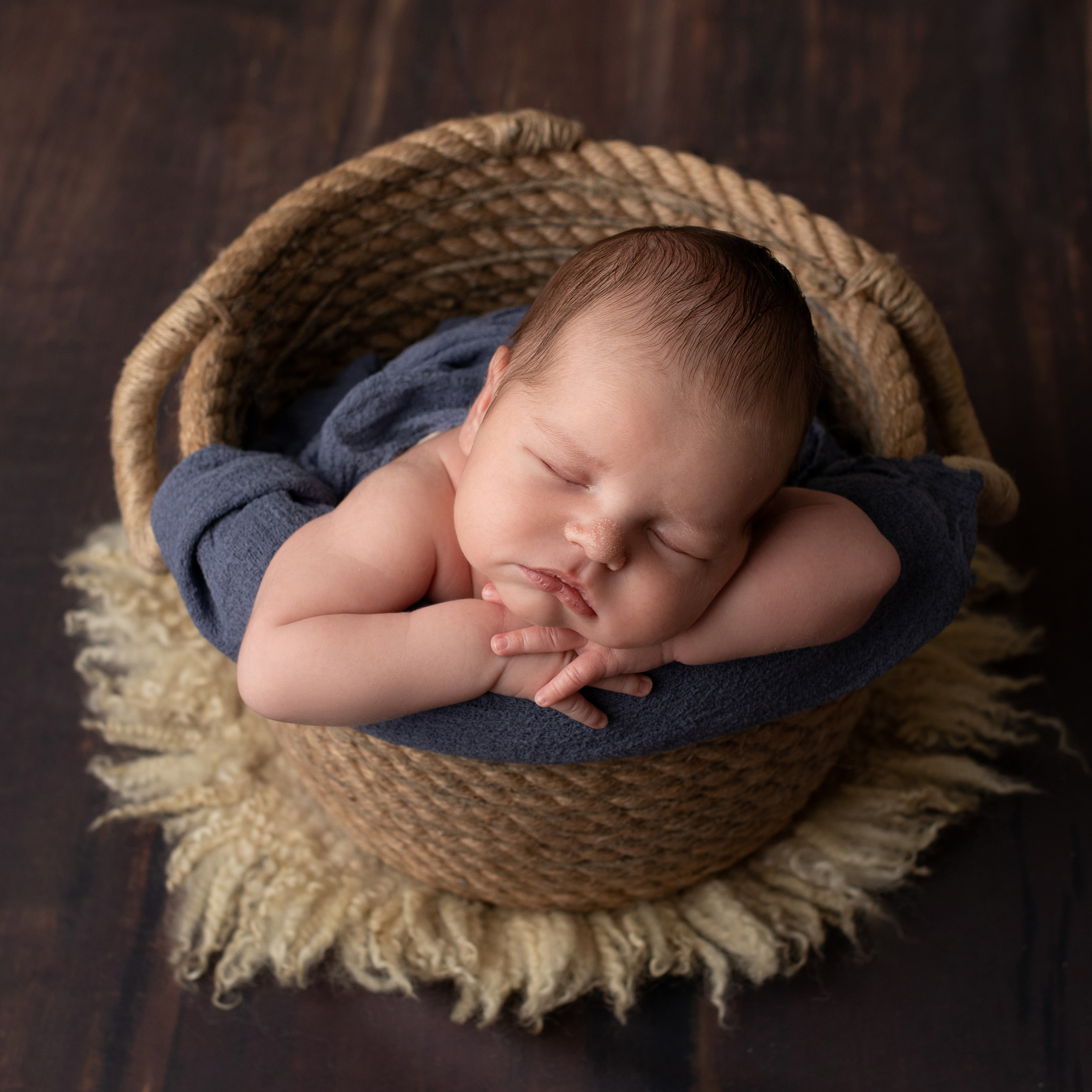 Классическая ньюборн фотосессия. Фотограф новорождённых Братск