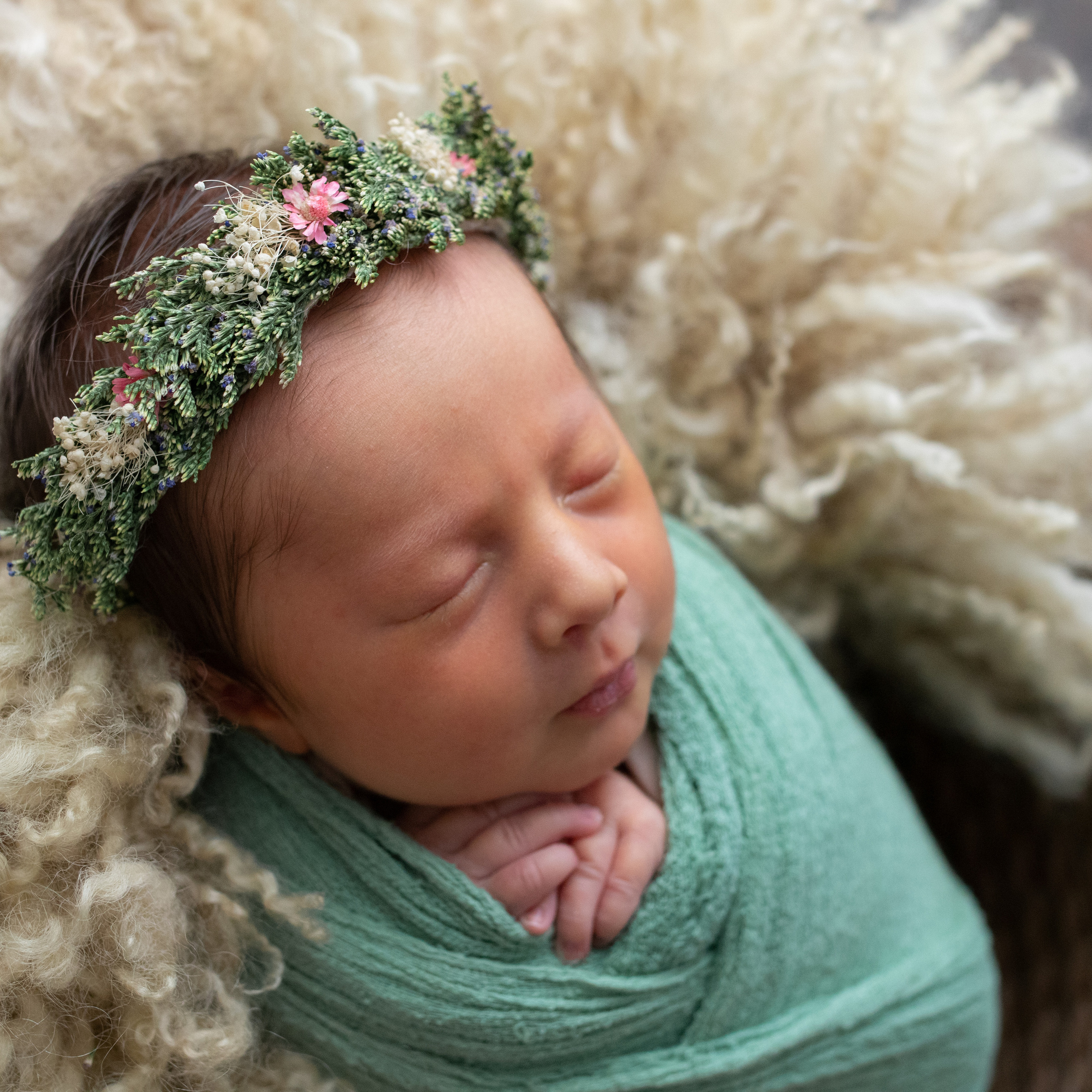 Классическая ньюборн фотосессия. Фотограф новорождённых Братск