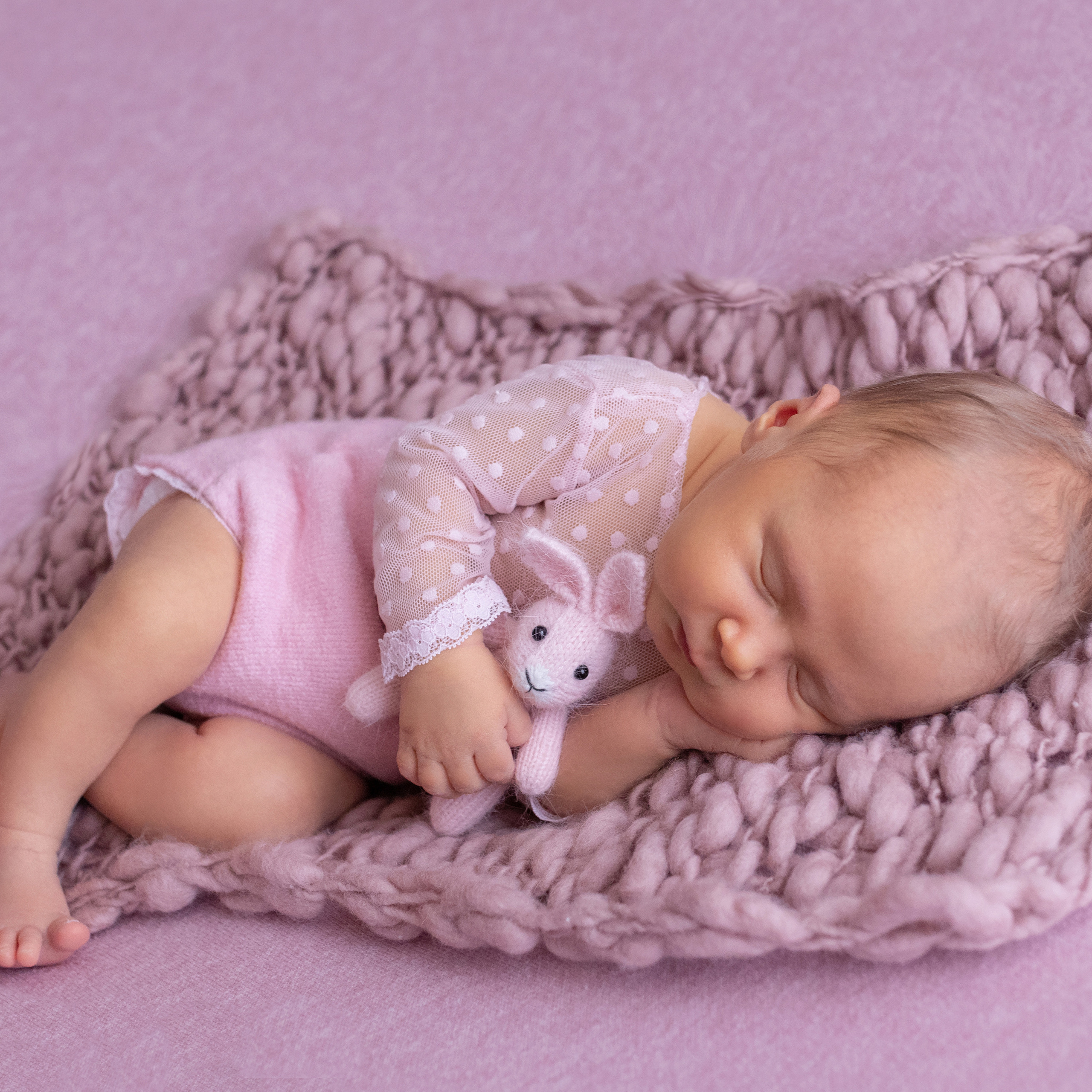 Классическая ньюборн фотосессия. Фотограф новорождённых Братск