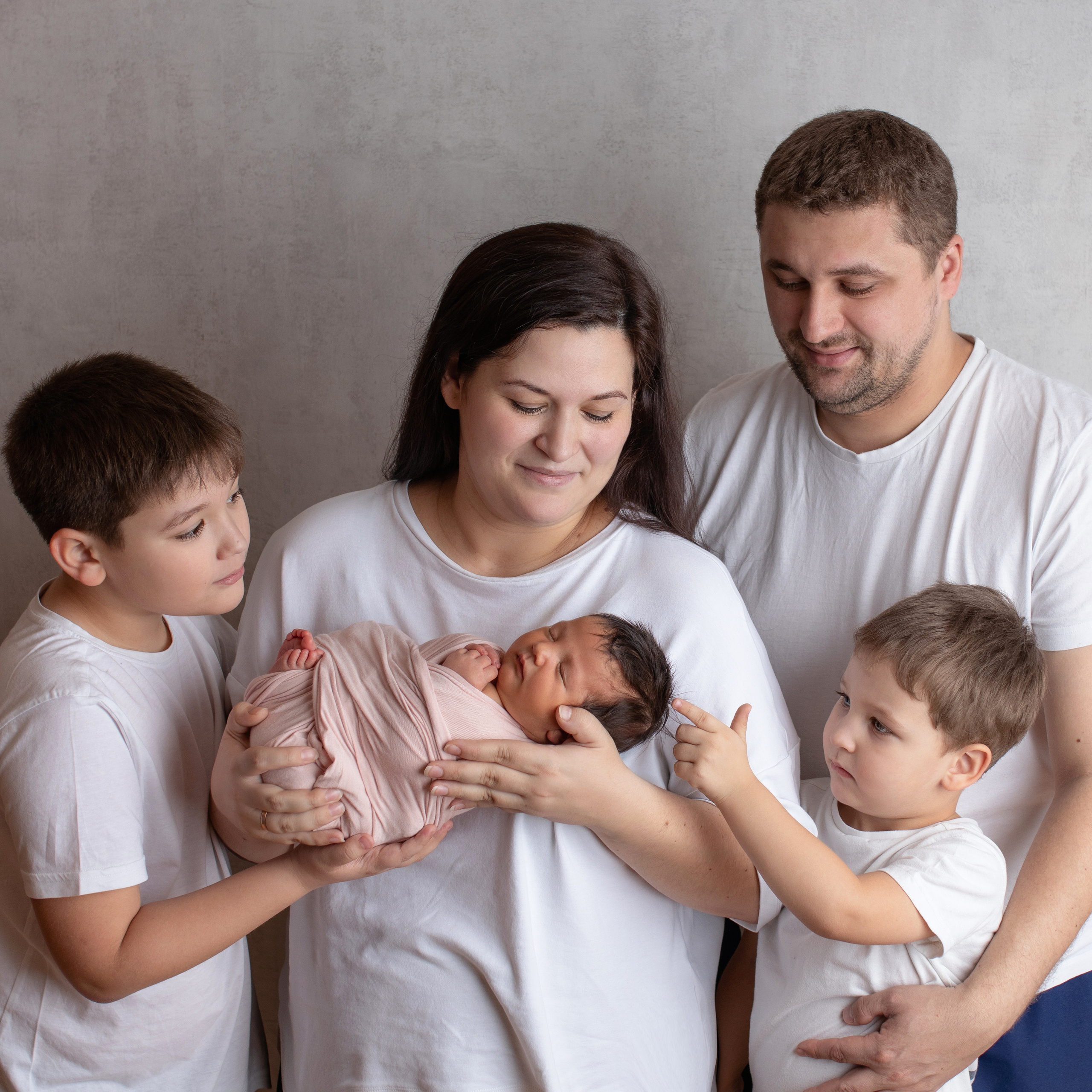 Классическая ньюборн фотосессия. Фотограф новорождённых Братск