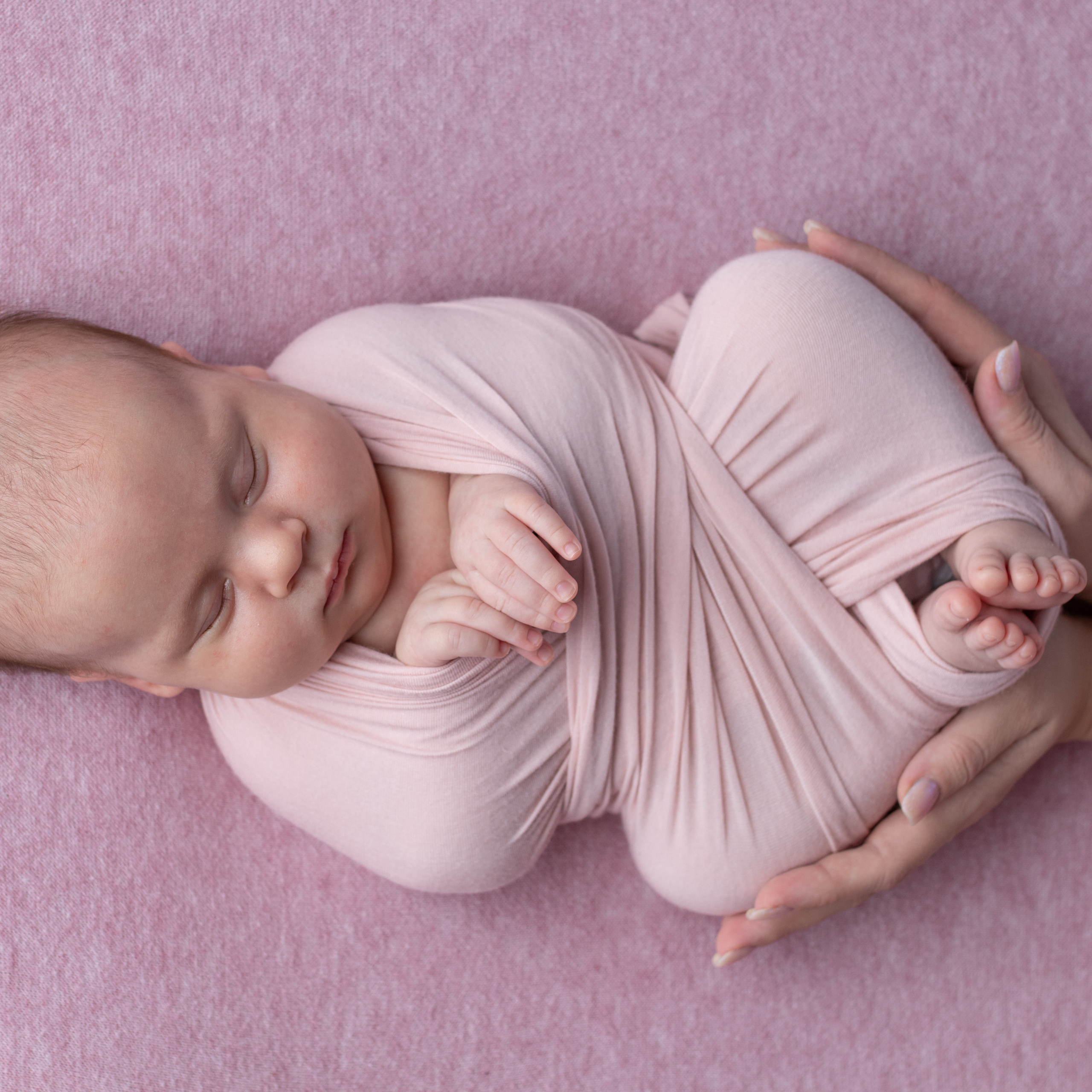 Классическая ньюборн фотосессия. Фотограф новорождённых Братск