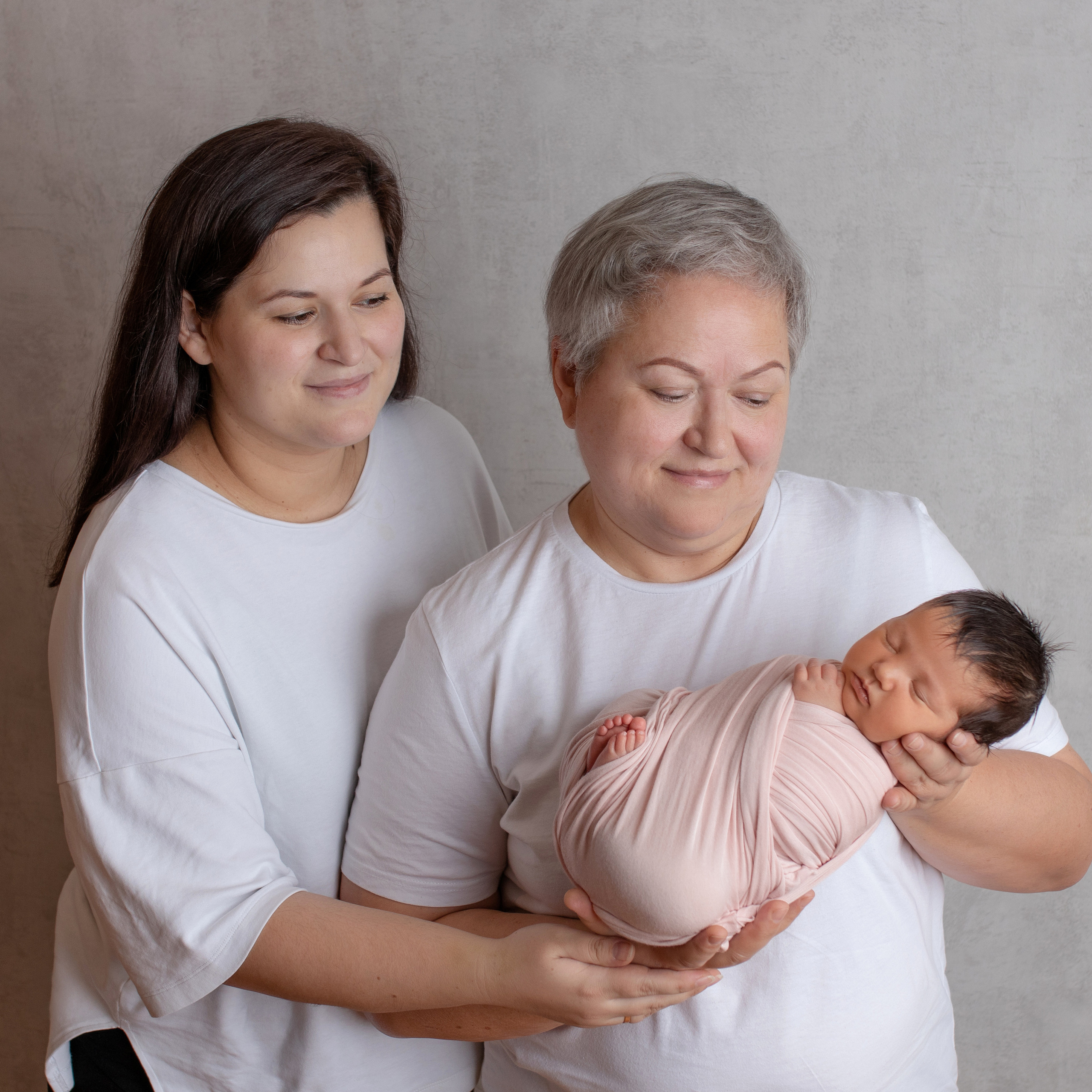 Классическая ньюборн фотосессия. Фотограф новорождённых Братск