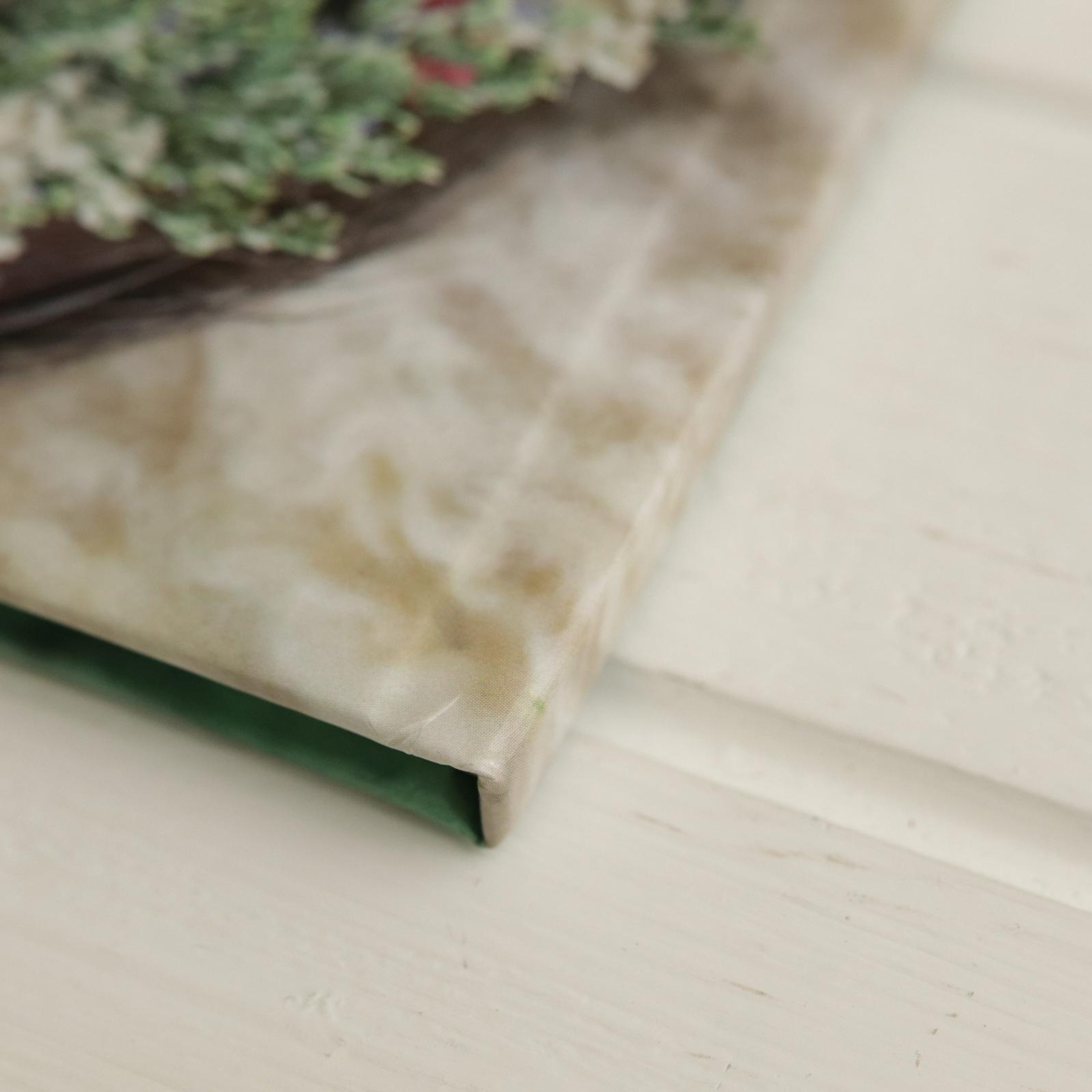 Фотокнига Премиум в твердой обложке. Фотограф новорождённых Братск