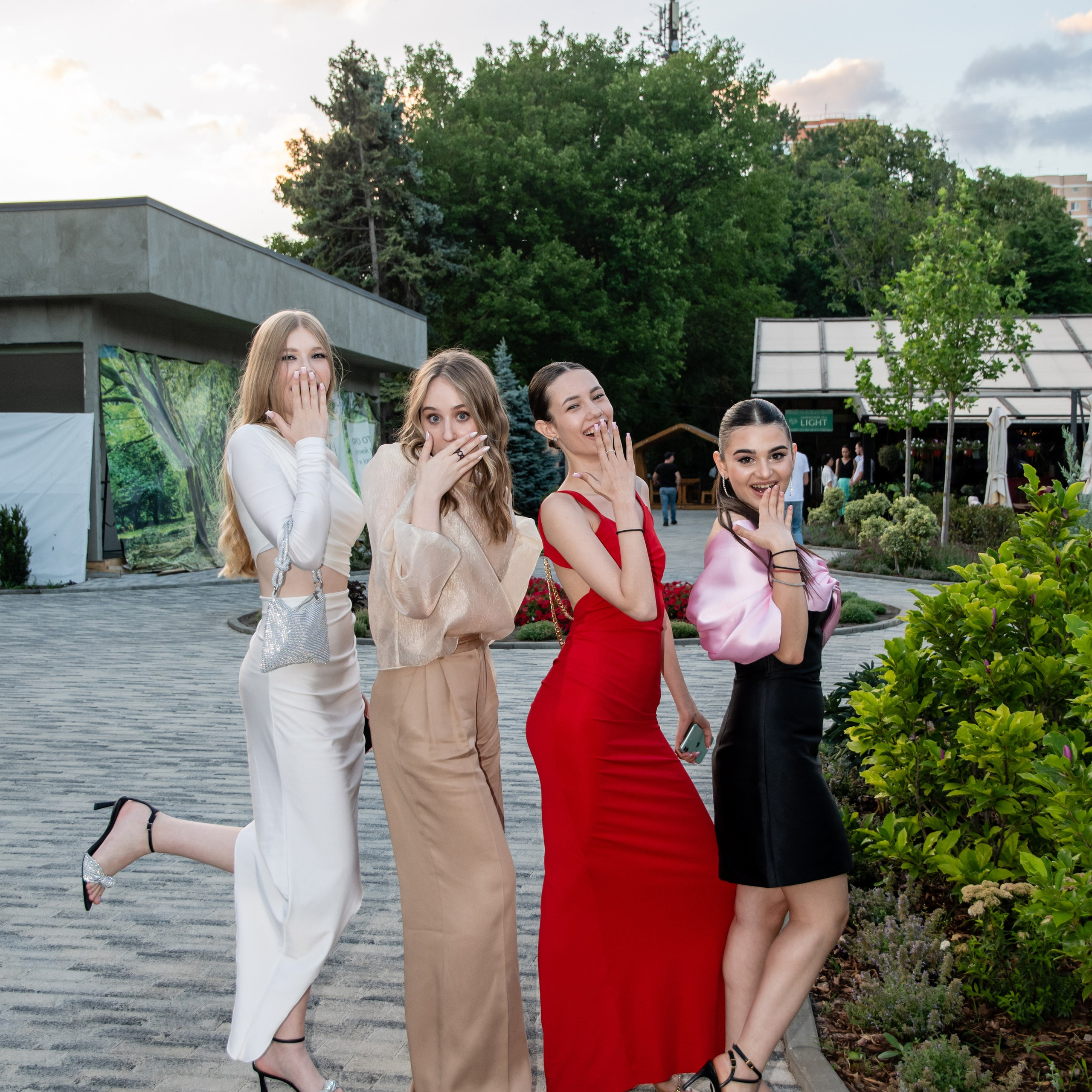 Школа&nbsp;№ 98 9 класс выпускной