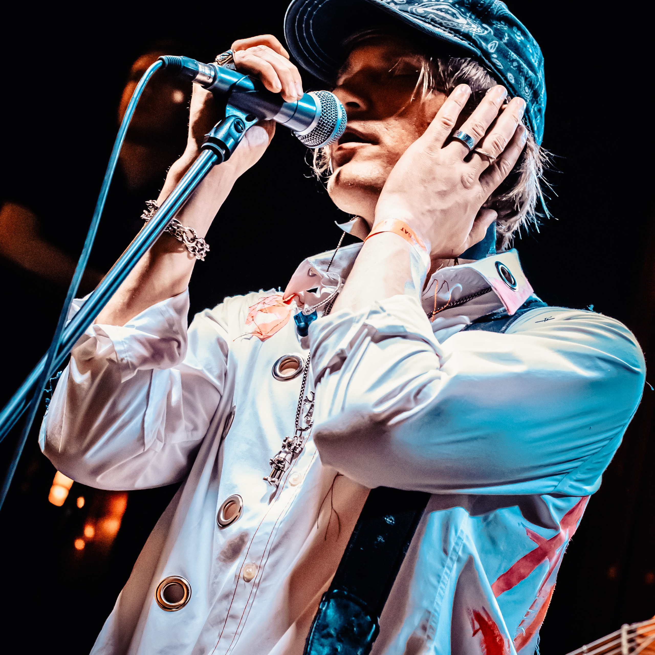 Anzhela Vopit | 16 Тонн Арбат