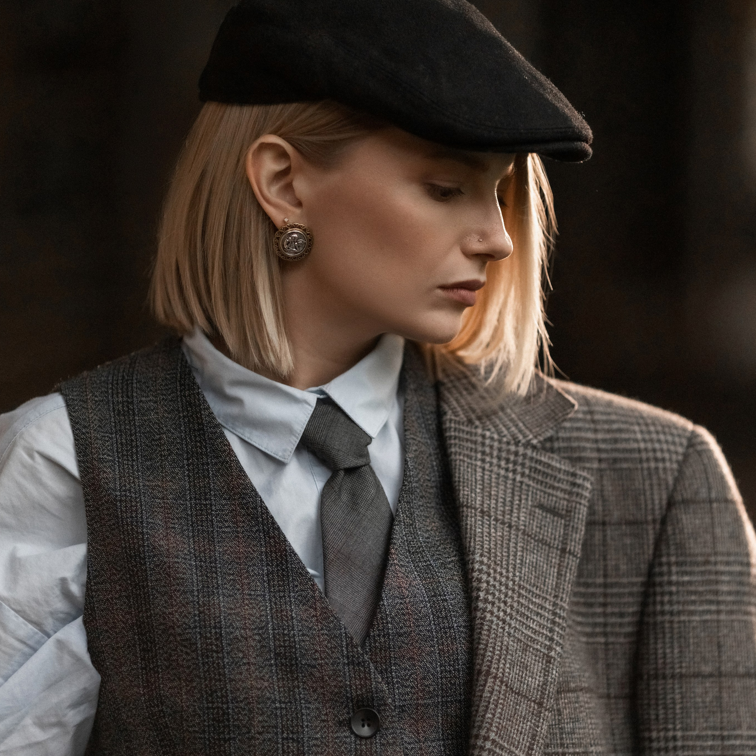 Аня в&nbsp;стиле Острых Козырьков