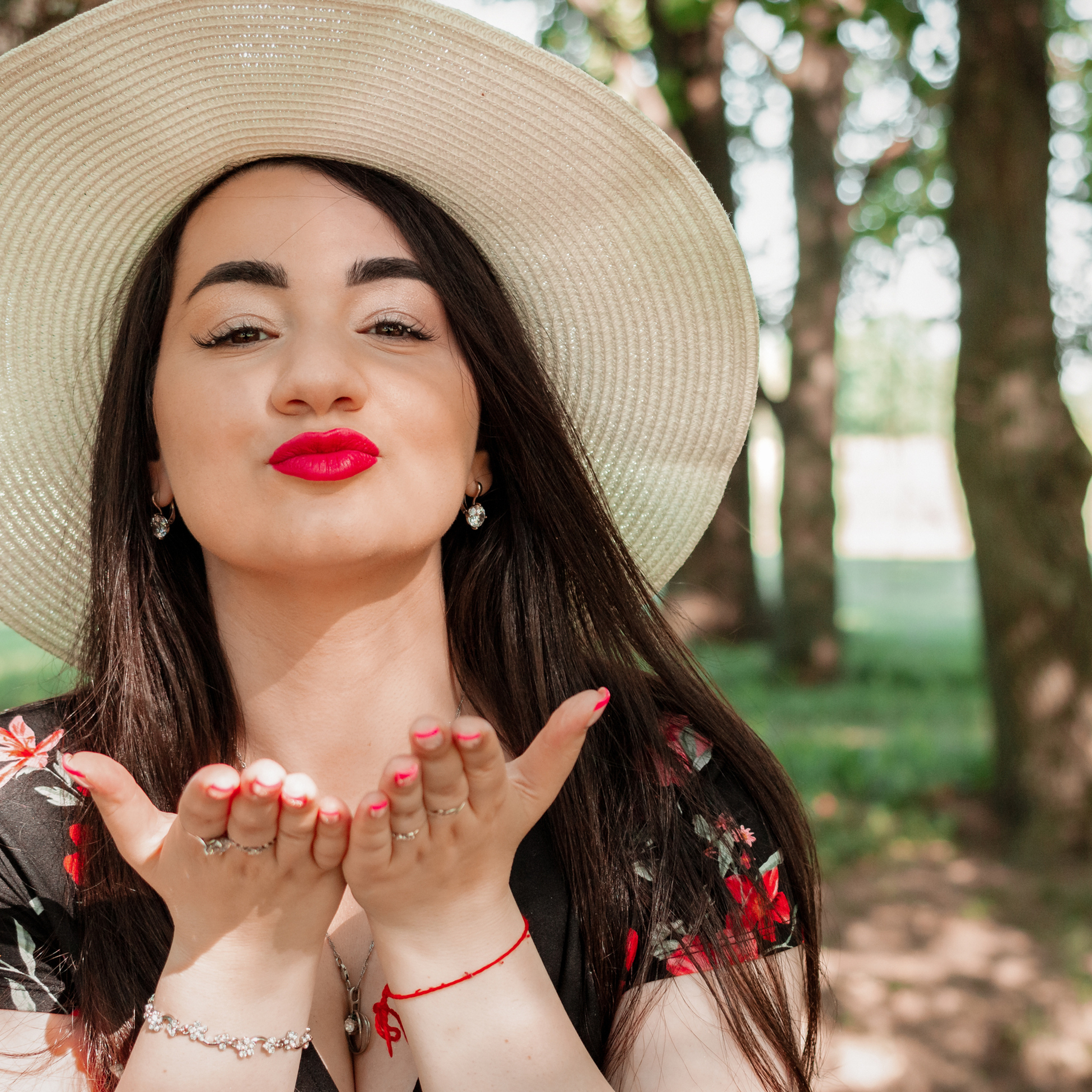 Дочка и Мама