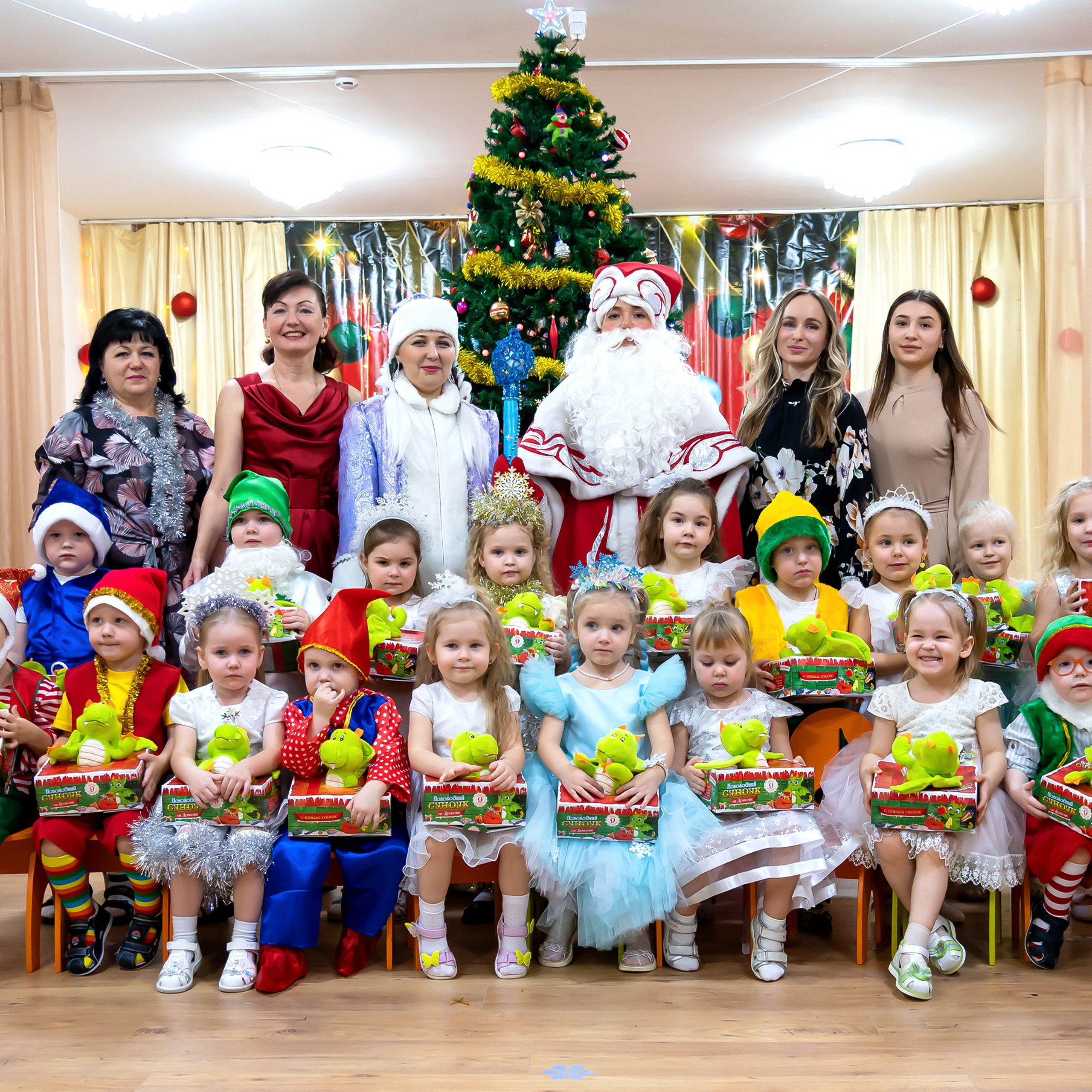 Отзывы. Выпускные фотоальбомы. Фотограф в детских садах и школах г. Кургана