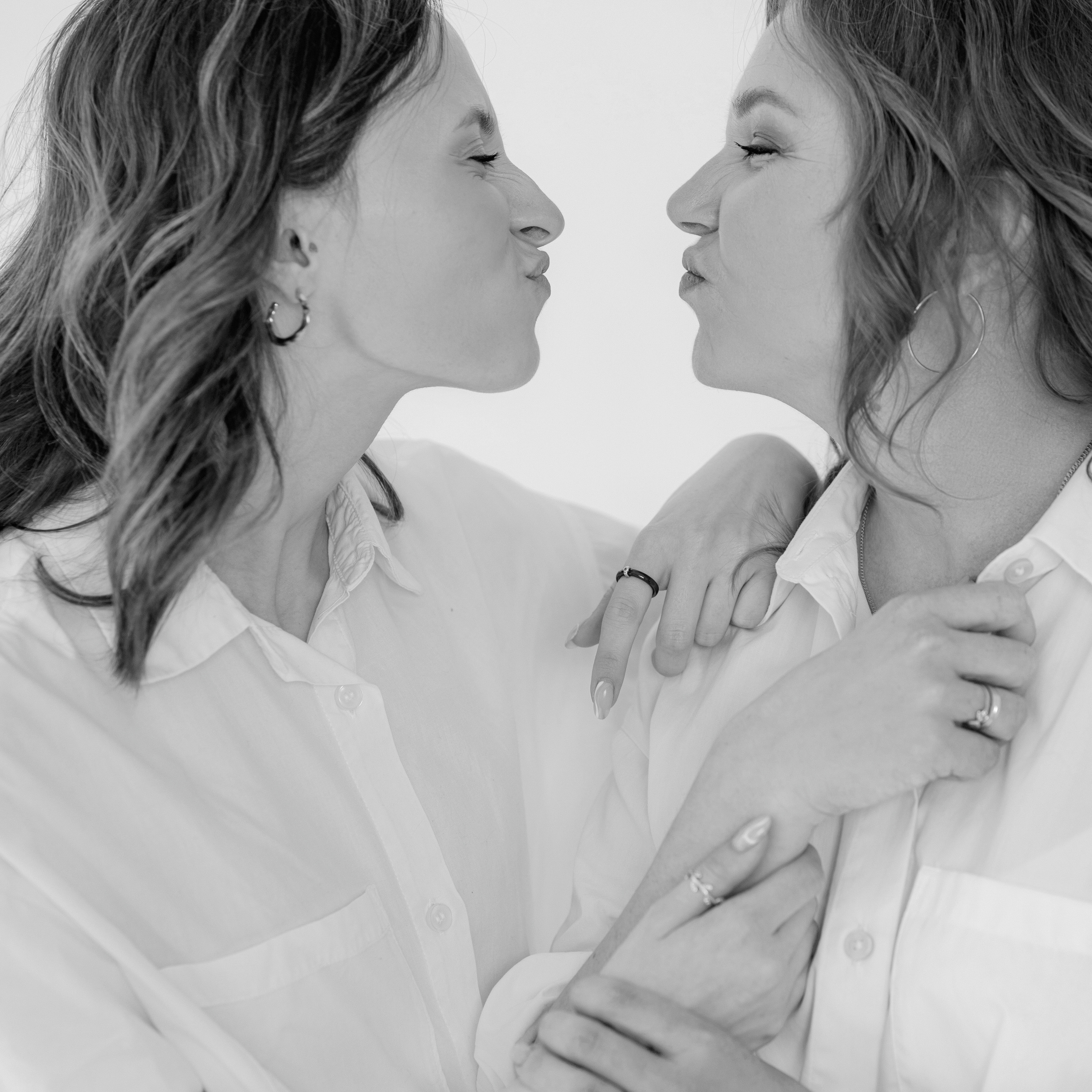 Эля с мамой