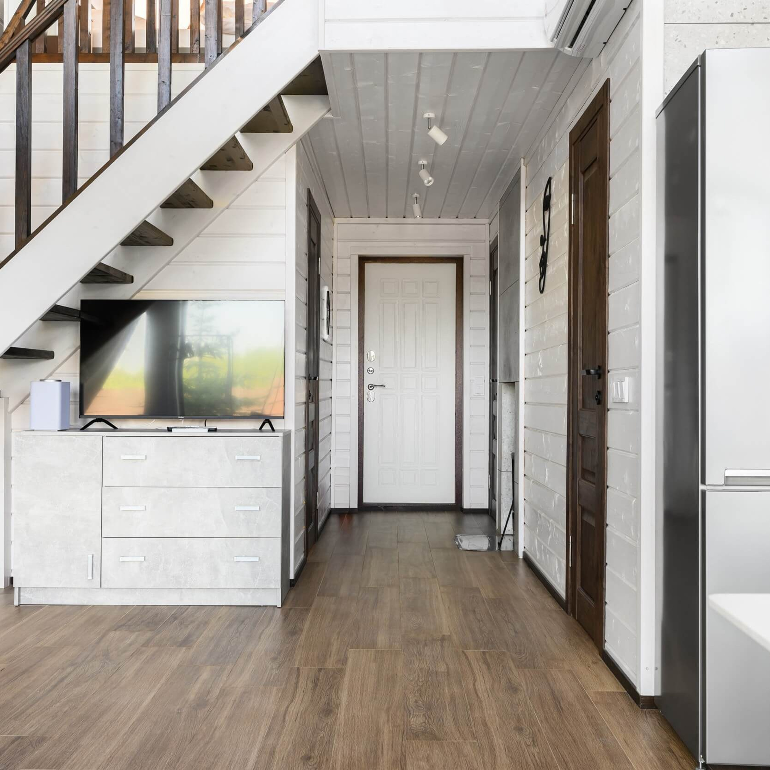 Треугольный коттедж на 6 человек с чаном и баней — Афрейм в подмосковье в аренду