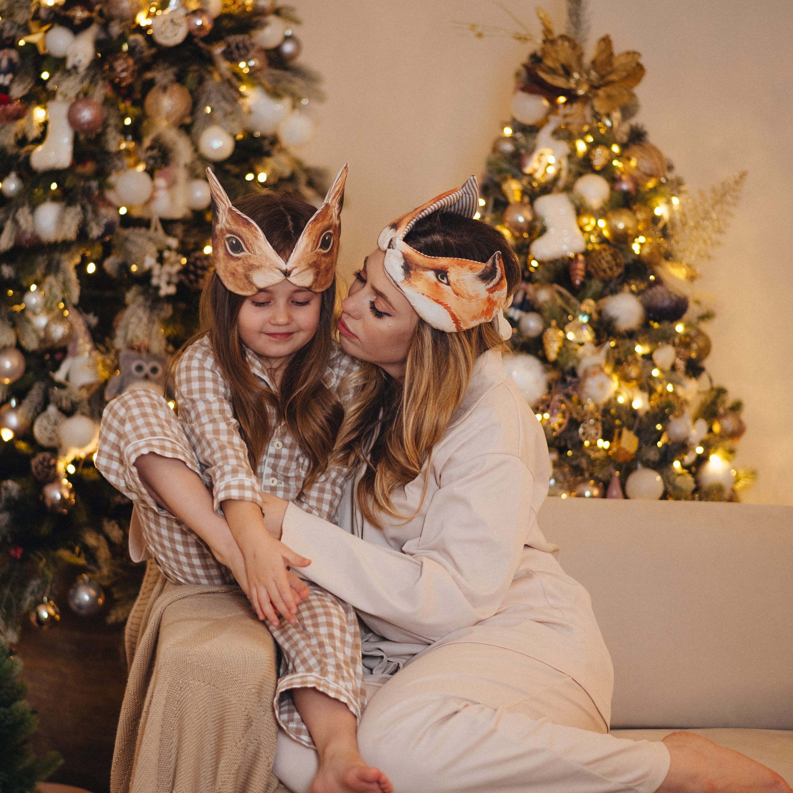 Оля и Алисия