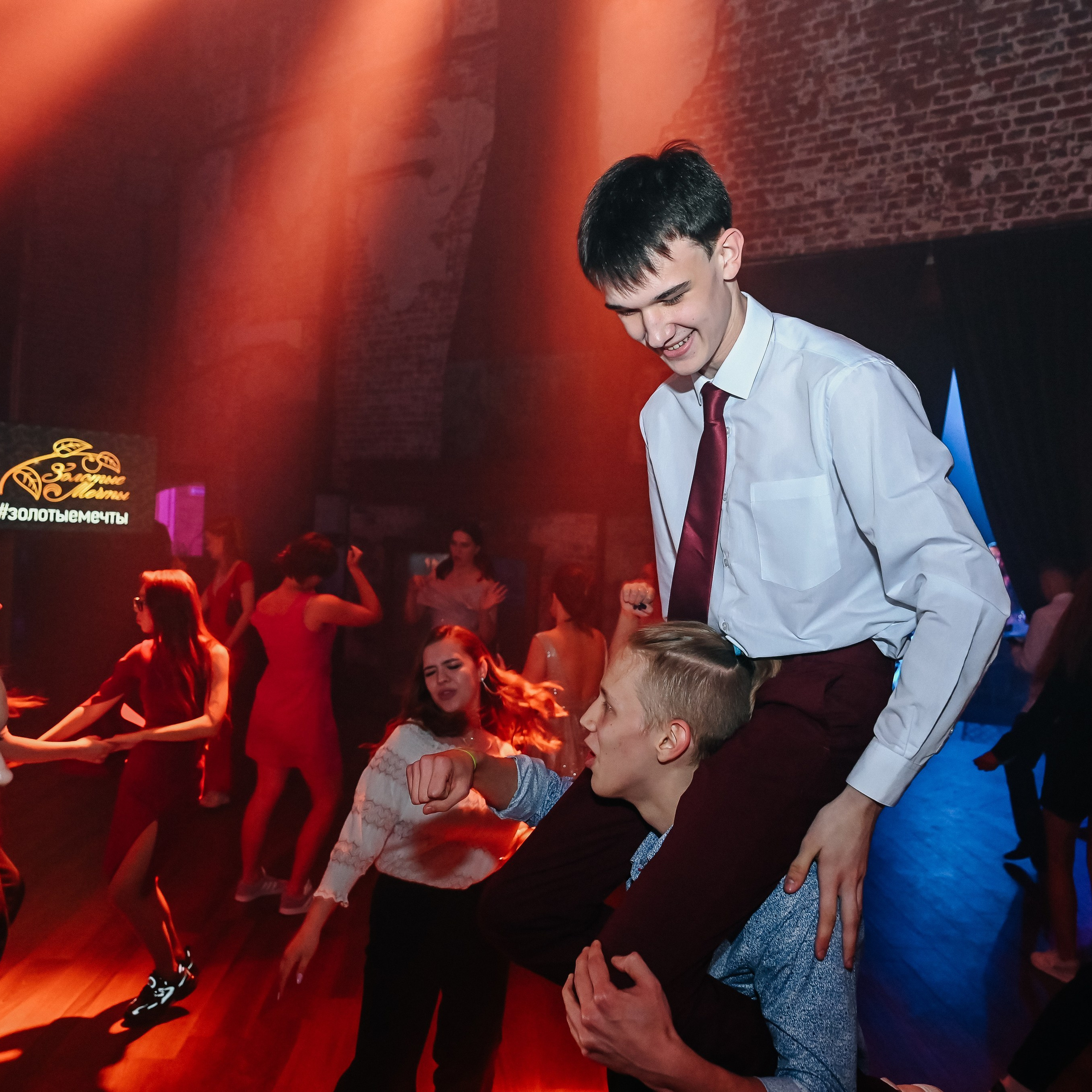 Выпускной «Золотые мечты». Лофт № 2