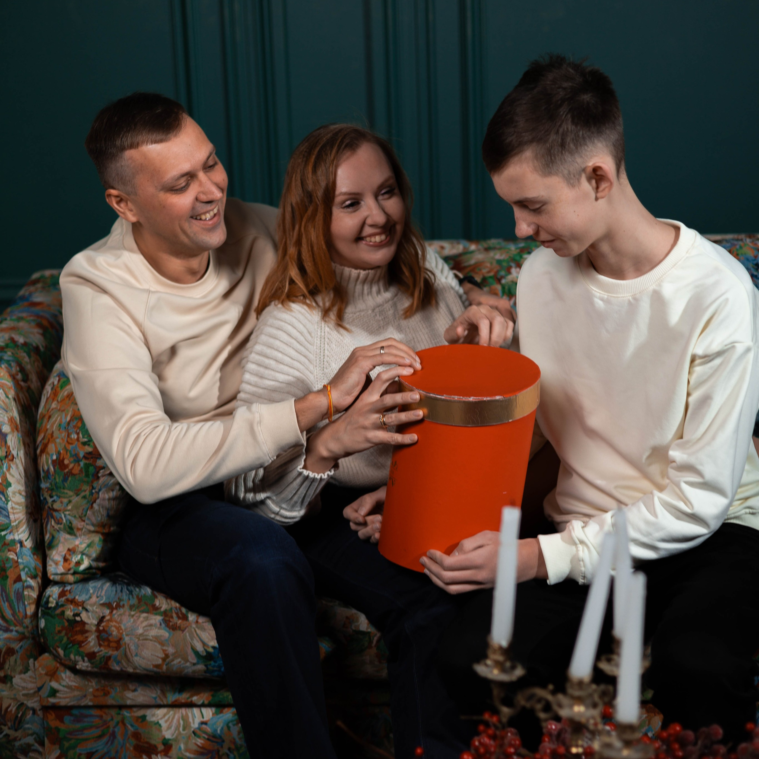 Виктория и семья