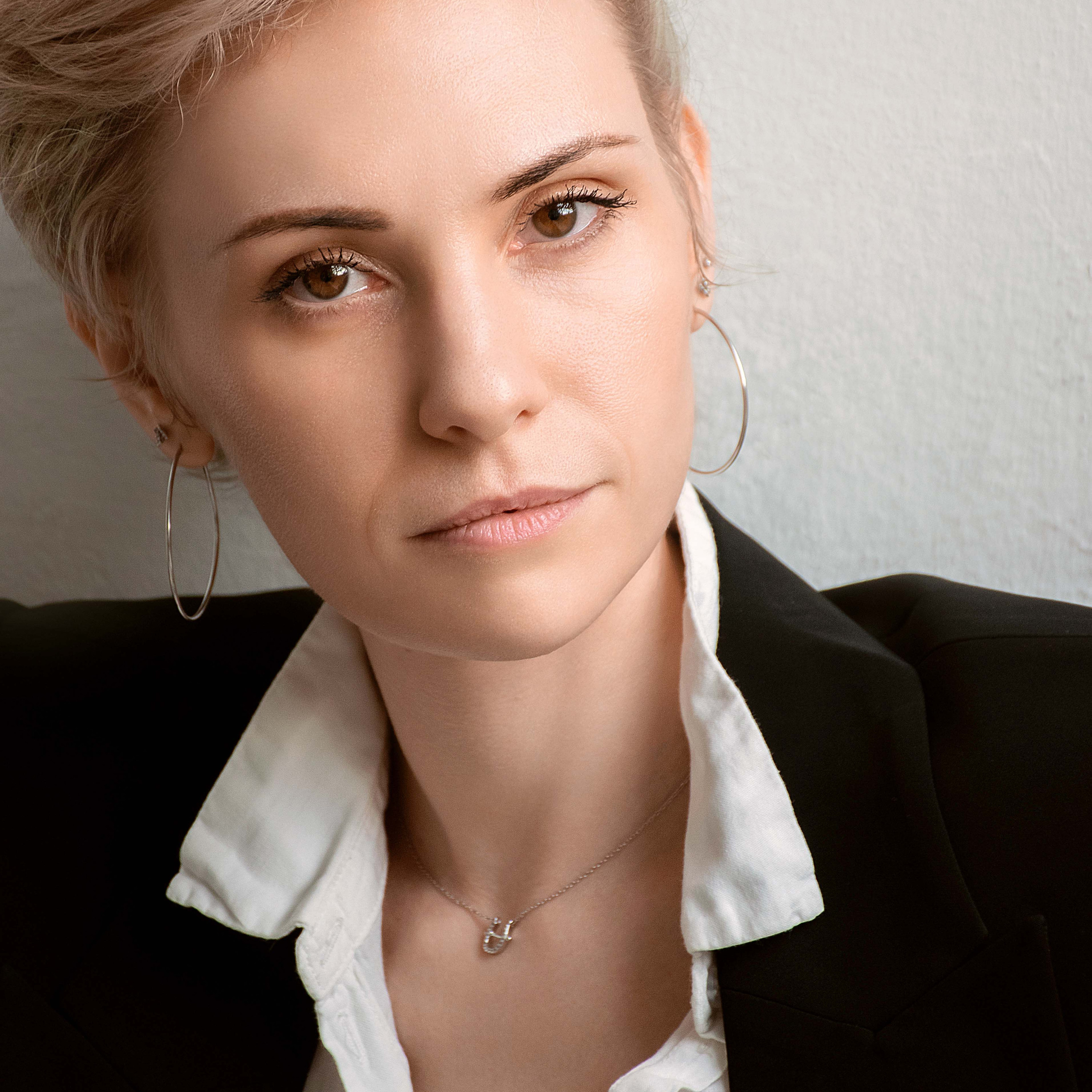 сложный портрет в простых условиях