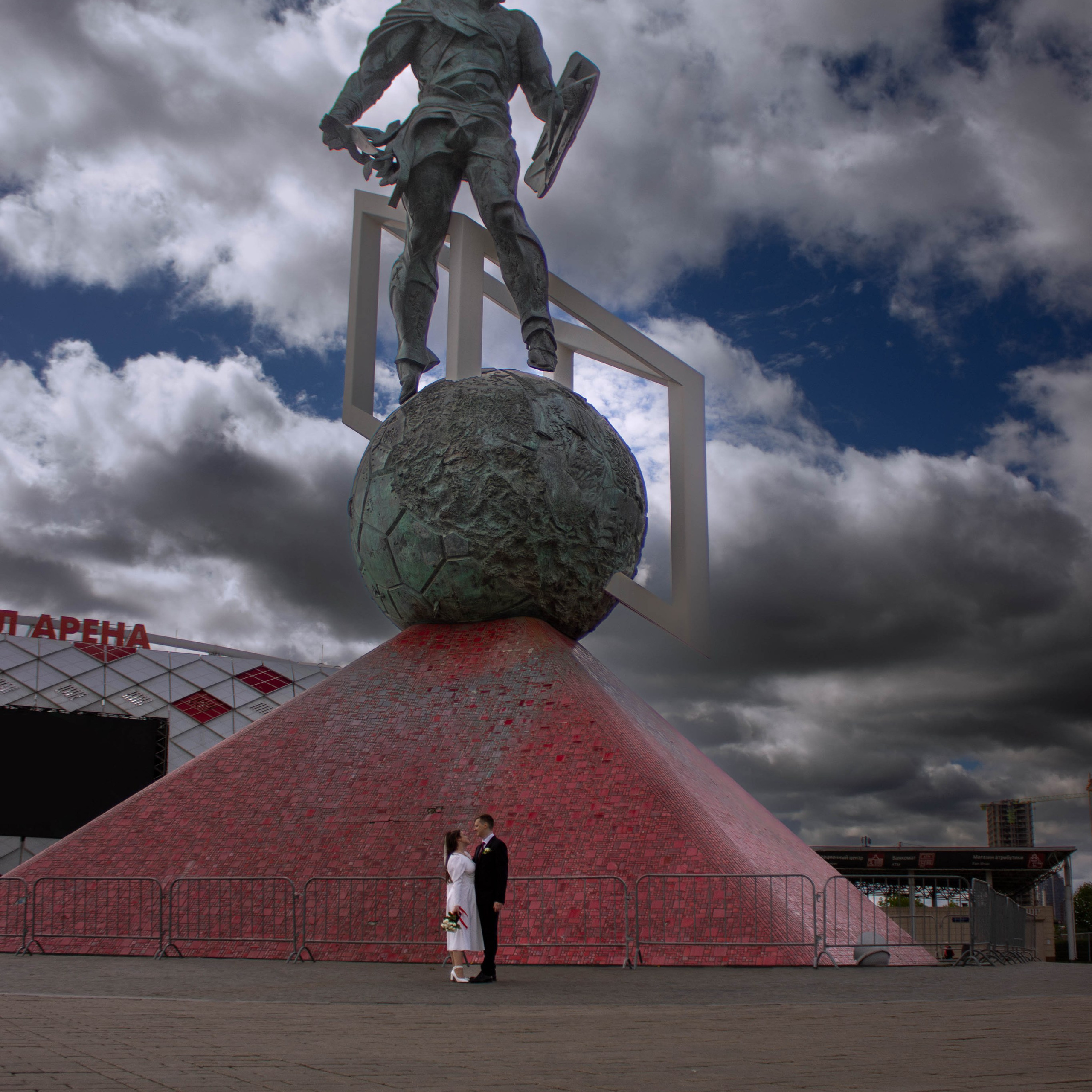 Коля в бизнес-центра Аквамарин. Портретный фотограф Москва Юлия Трякина