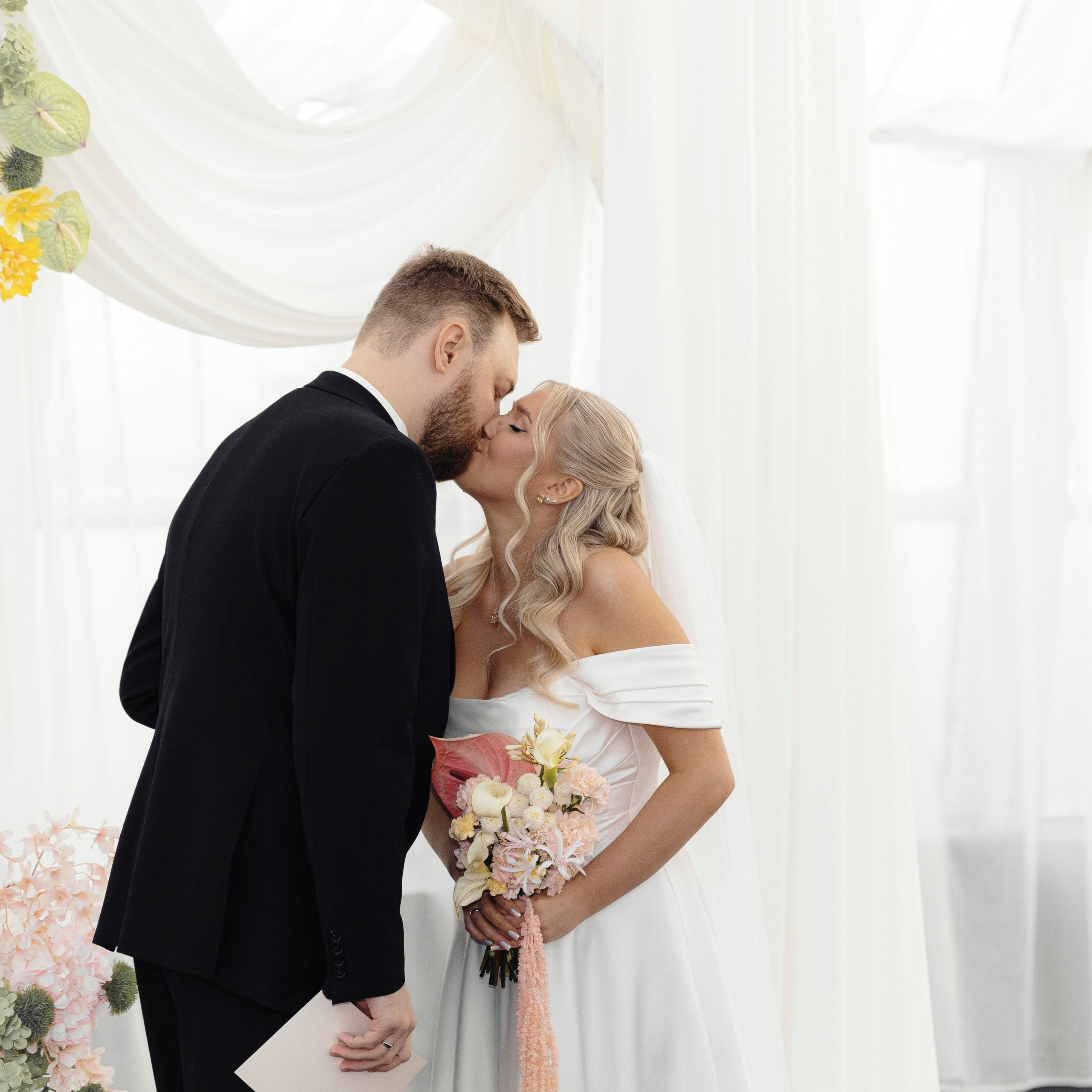 Даша и Максим. Фотограф Минеева Ксения. Индивидуальные, свадебные, семейные съемки в Челябинске