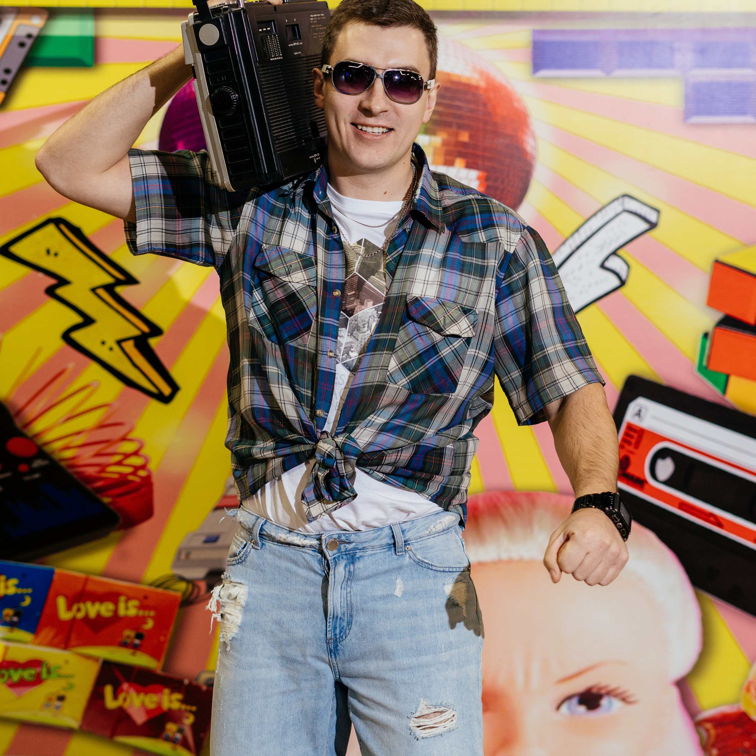 Юбилей в стиле 90-х