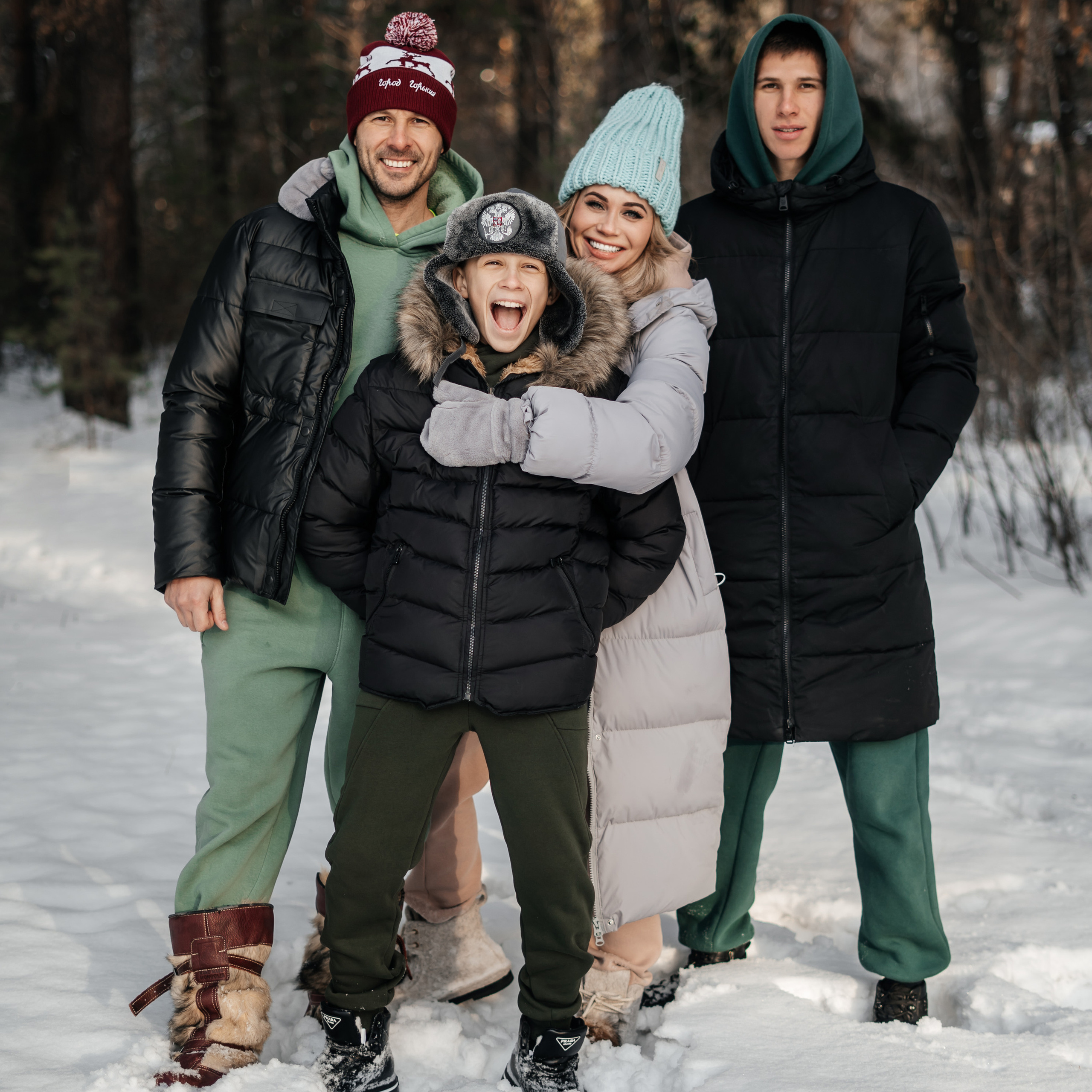 Семейная фотосессия в лесу