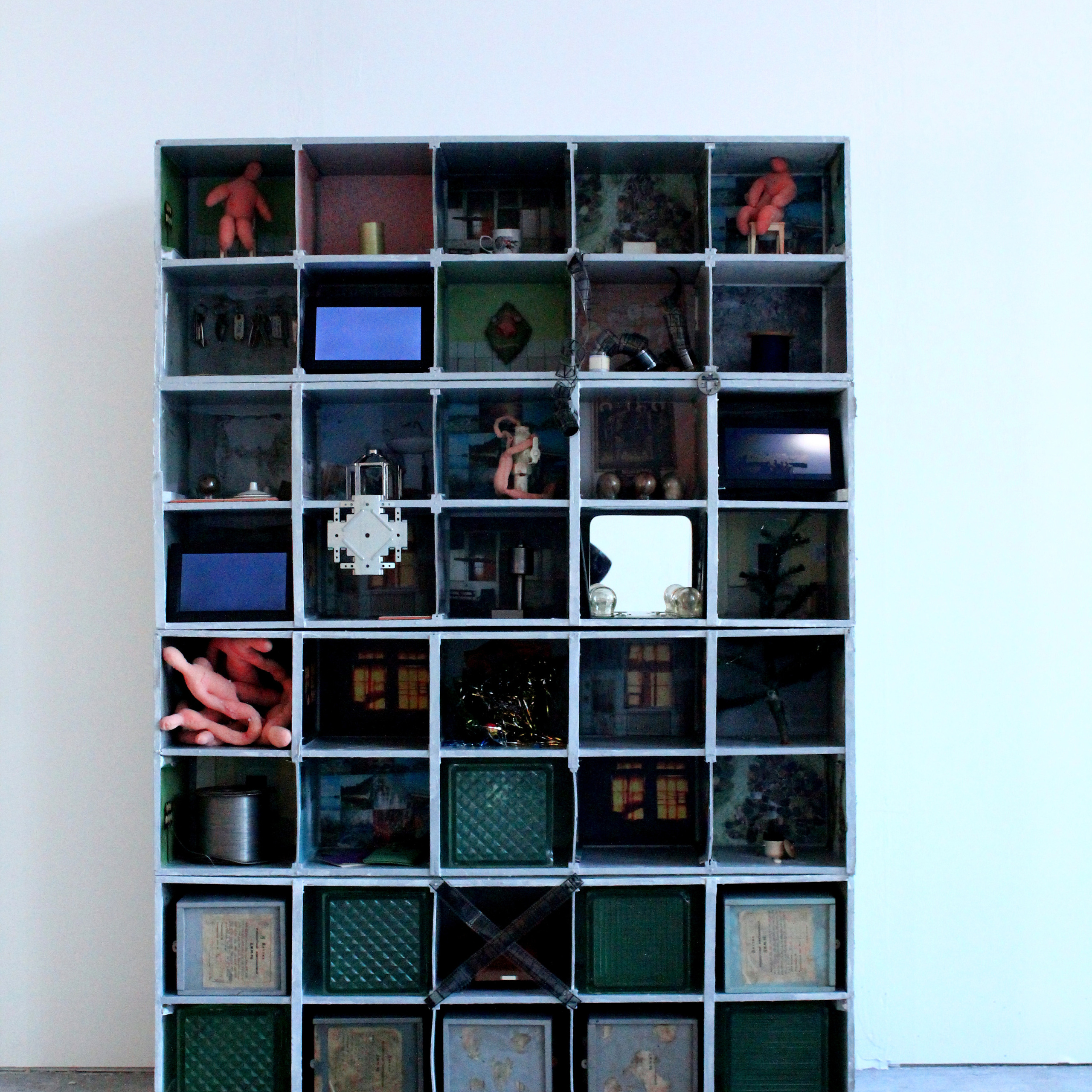 “Units of Visualization”, 2017. Ksenia Markelova, multidisciplinary artist, Yekaterinburg