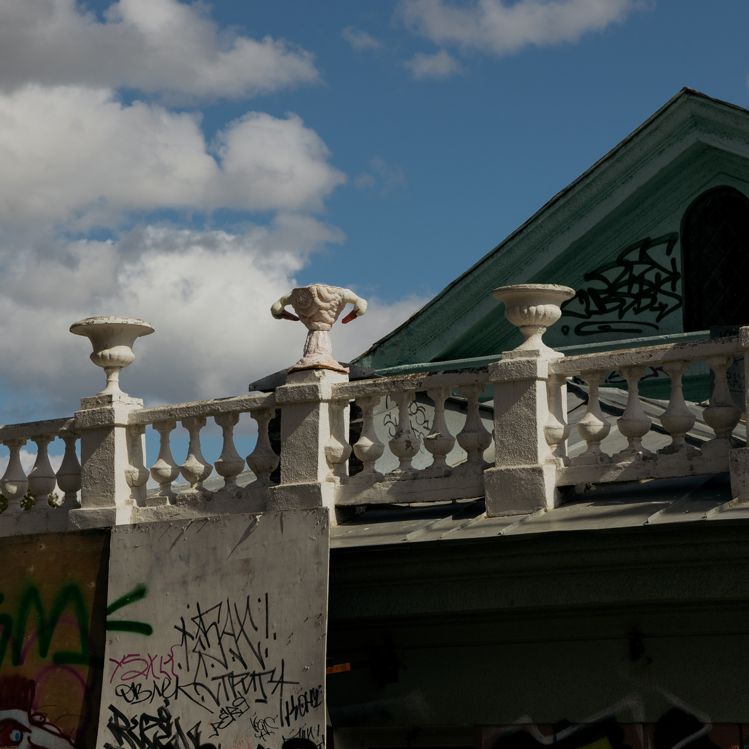 “The Swan Vase”, 2021. Ksenia Markelova, multidisciplinary artist, Yekaterinburg