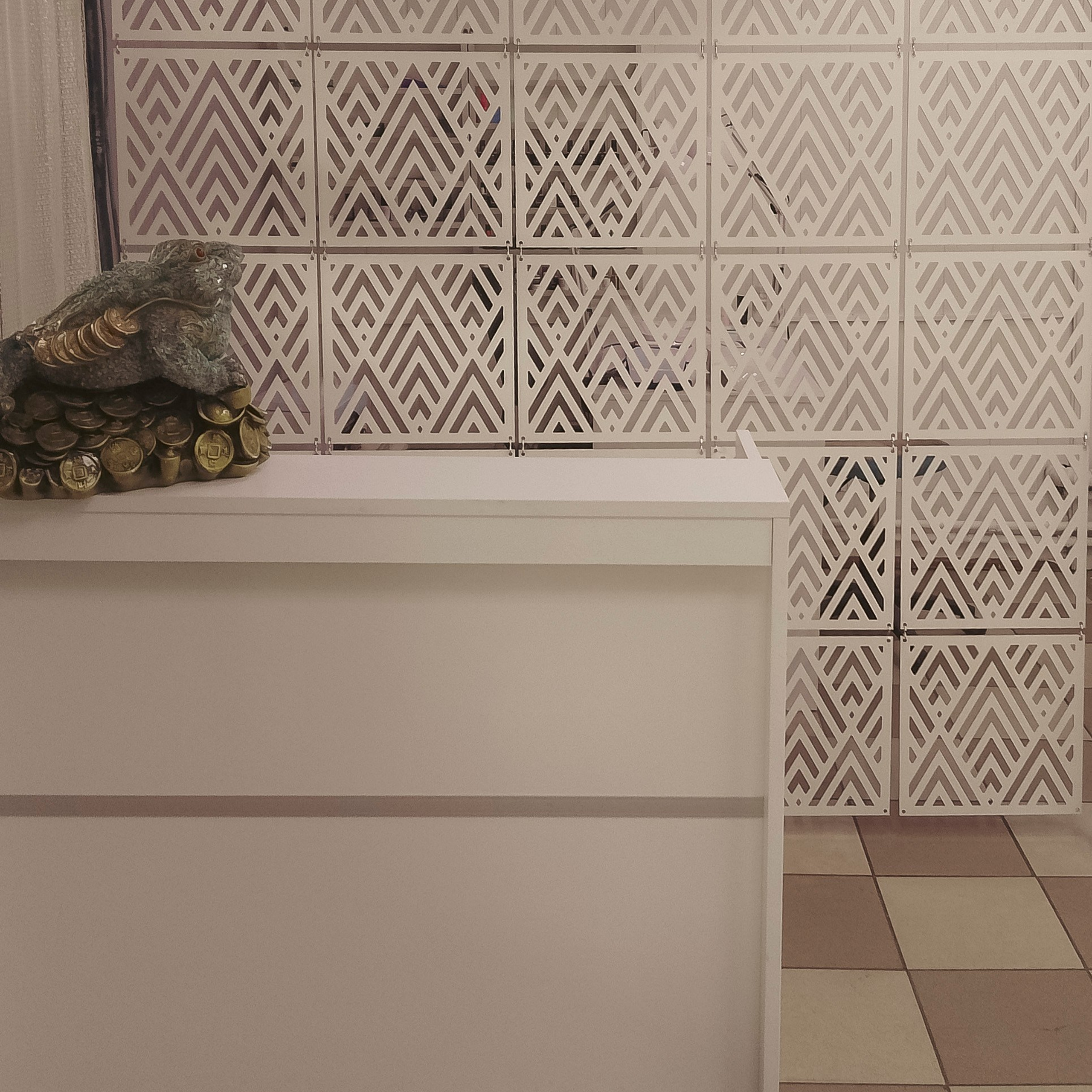  Семейная парикмахерская г.Люберцы стрижки , окрашивание, маникюр, покраска, наращивание ногтей, химическая завивка, педикюр