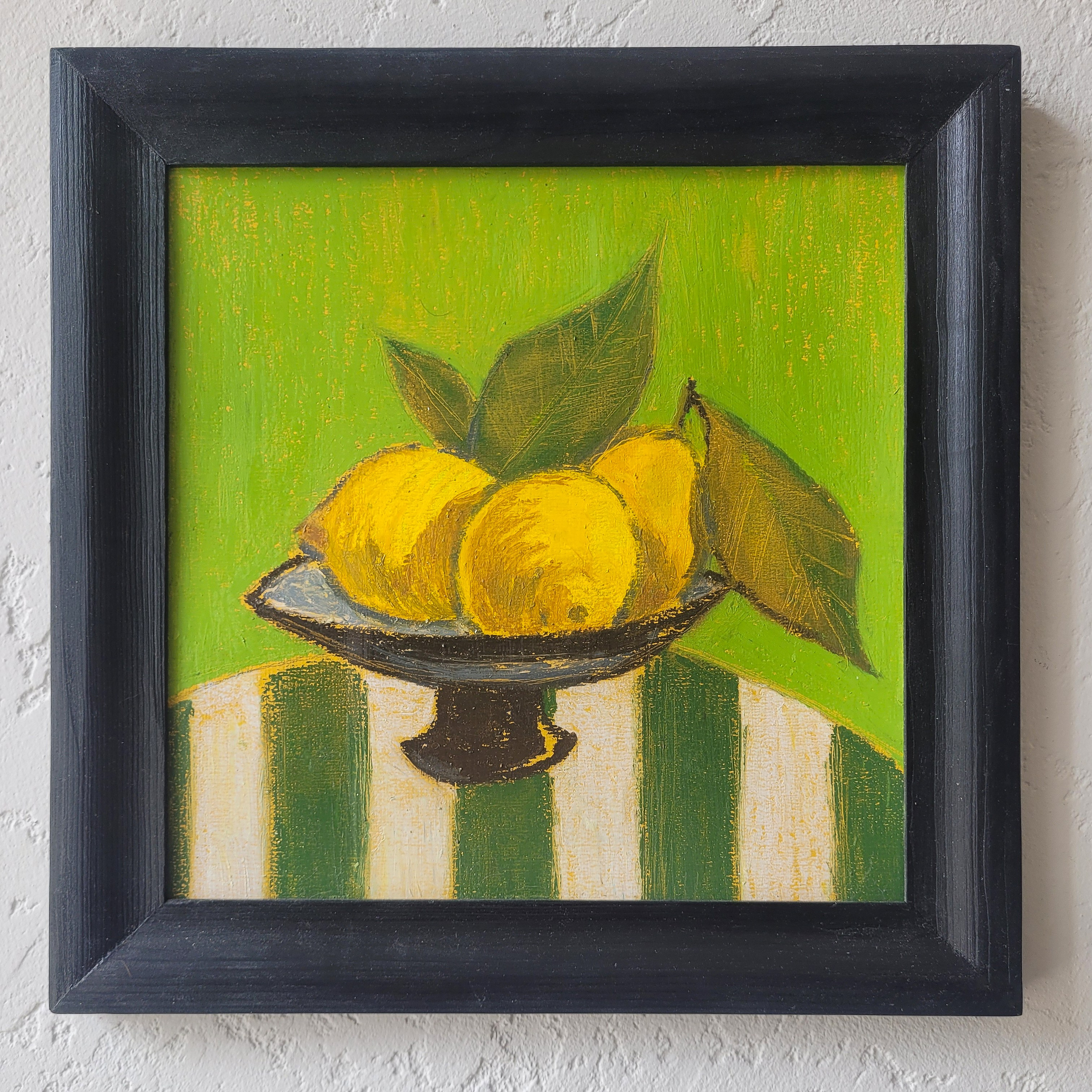 Натюрморт «Лимончики в черной вазе». Бумага, масл. пастель. 25×25 см. 900р. Галерея авторских картин художницы Бельмесовой Евгении