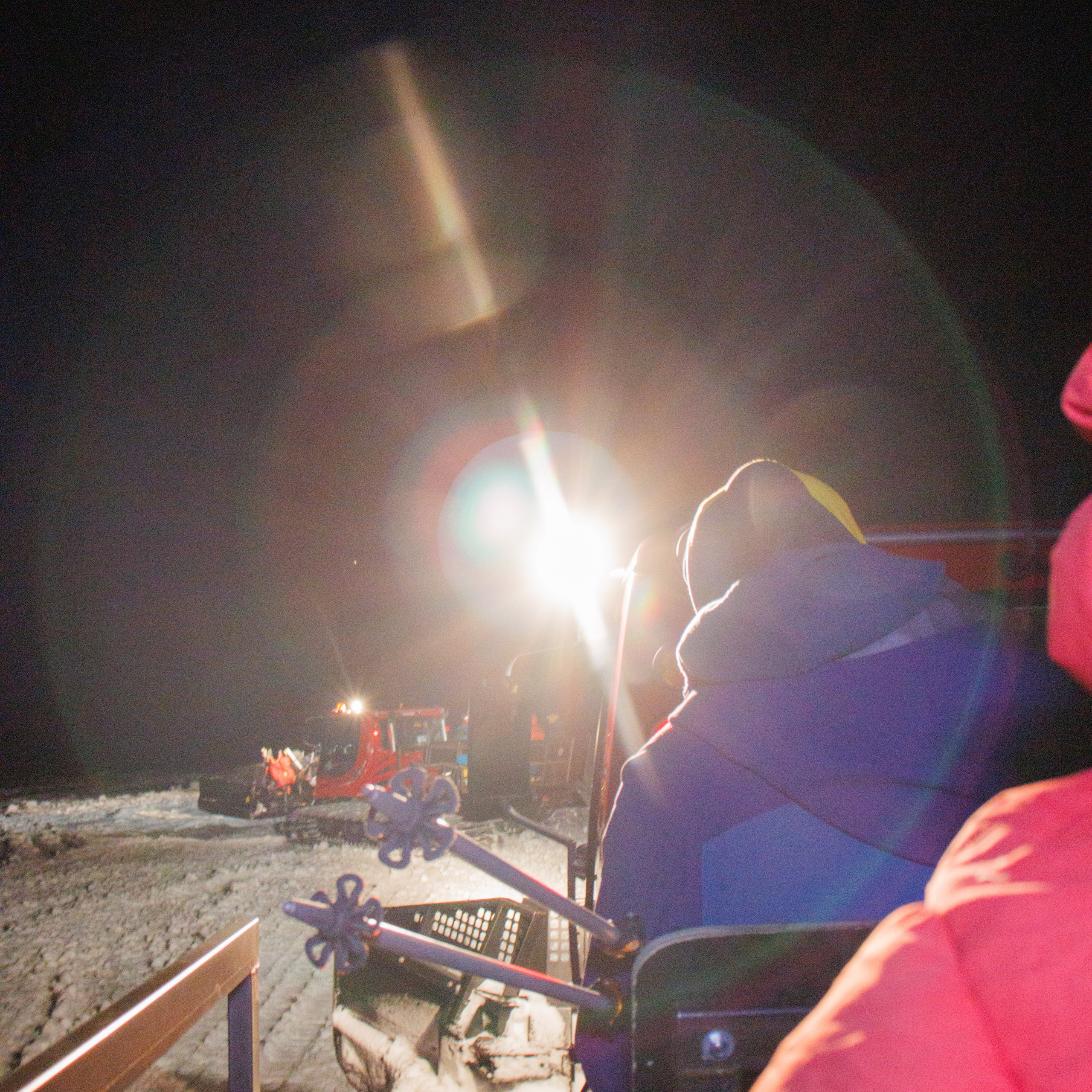 Съемка восхождения. Фотограф на трекинг и восхождение Эльбрус, Приэльбрусье. Елизавета Бобок