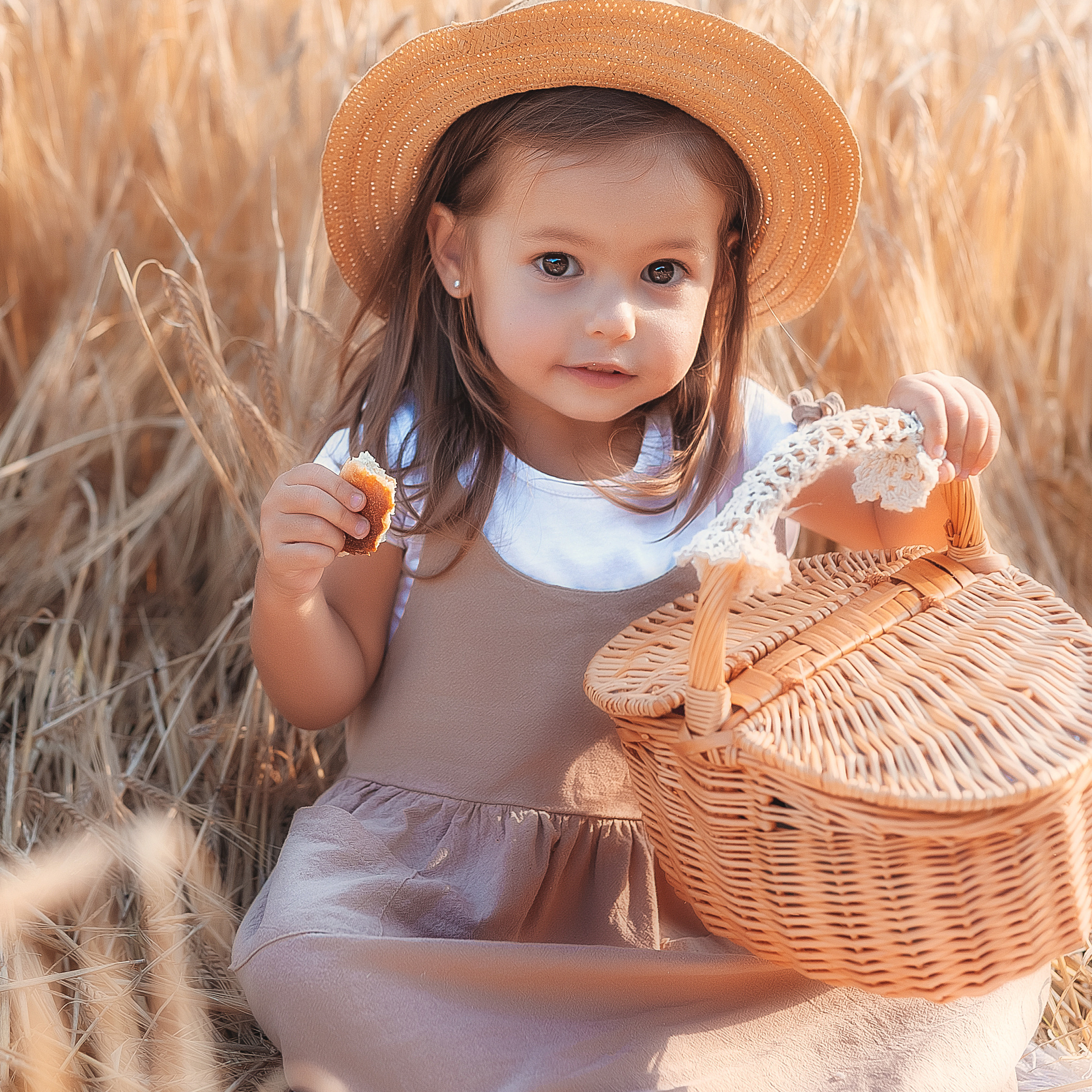 Фотосессия в пшенице