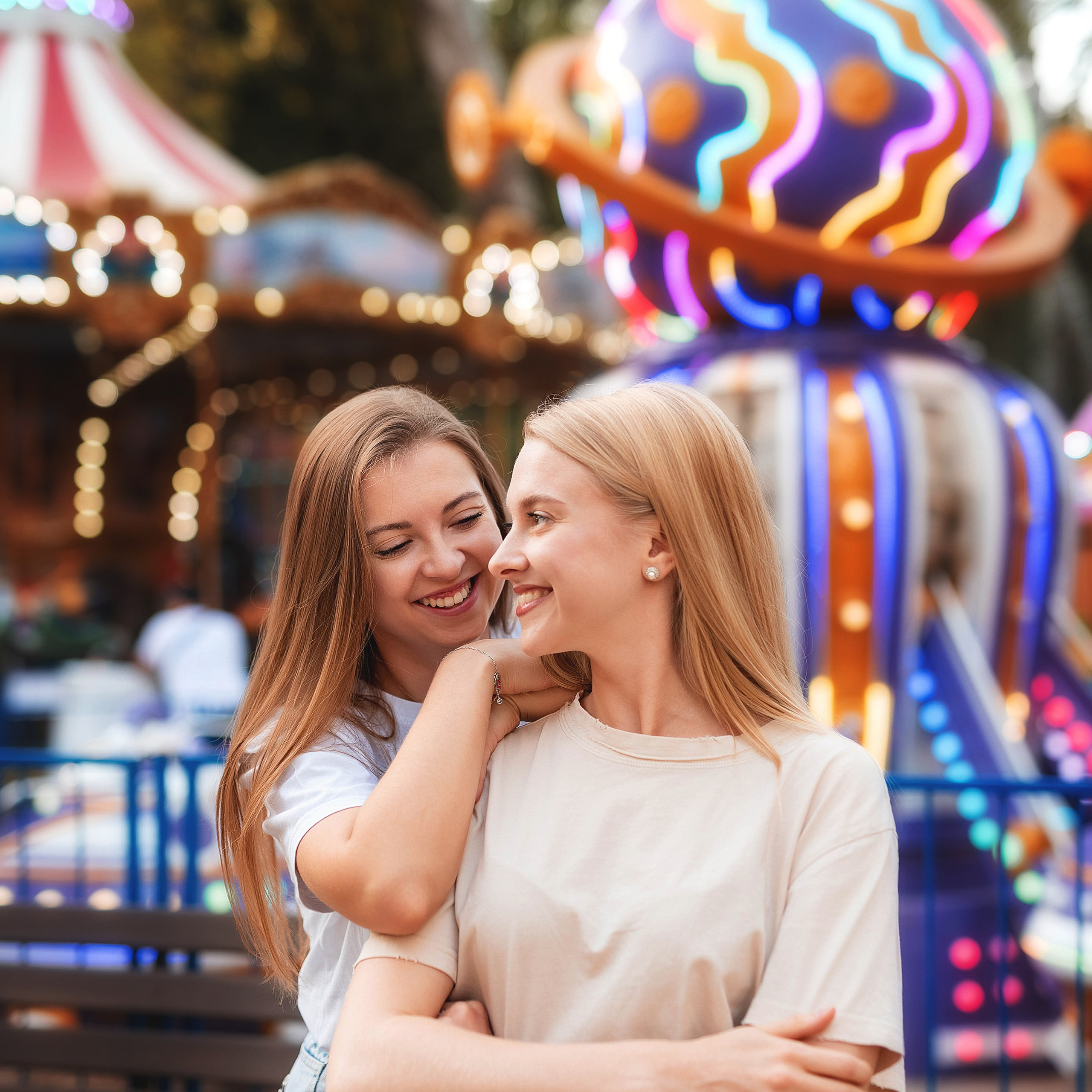 Фотосессия сестер