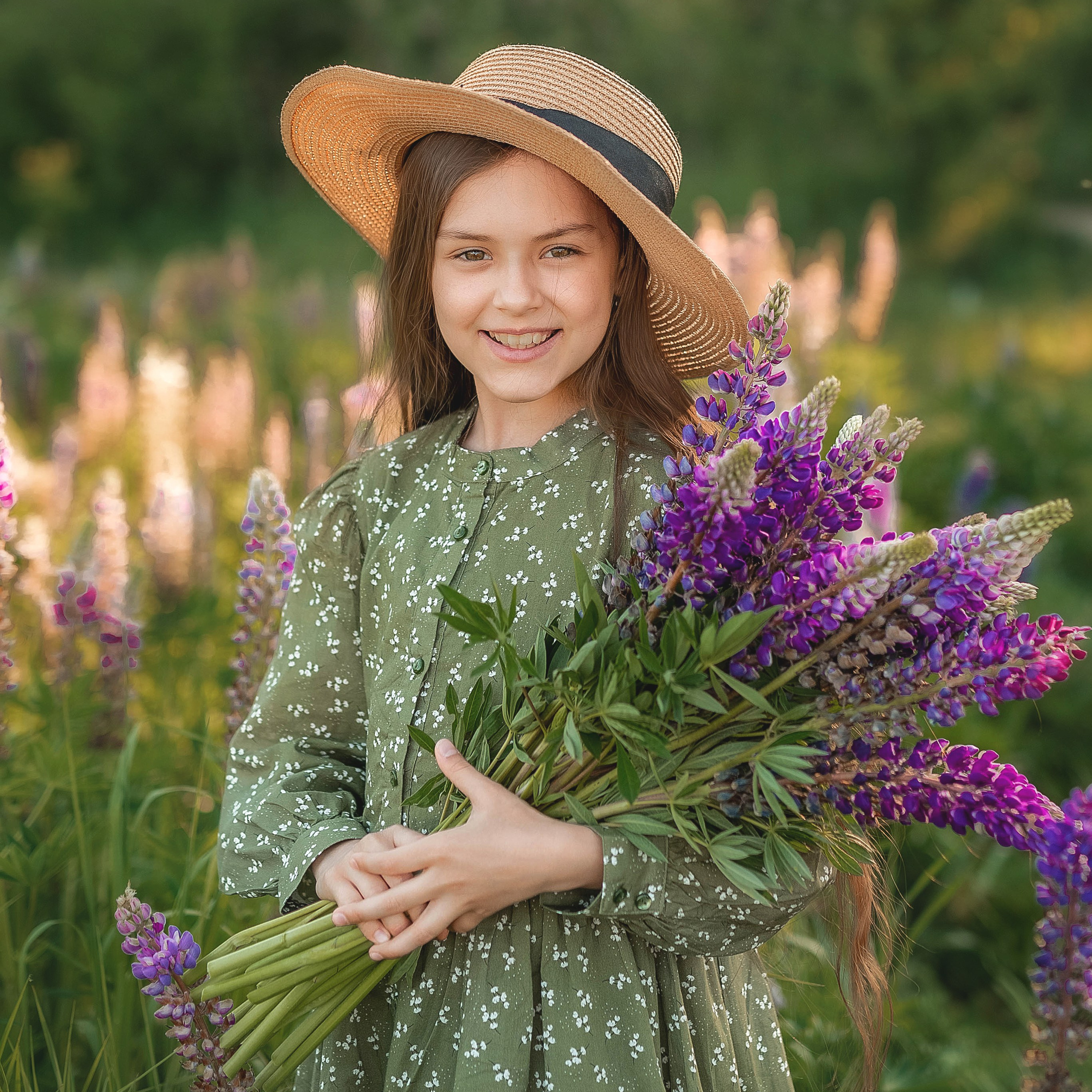 Фотосессия в люпинах
