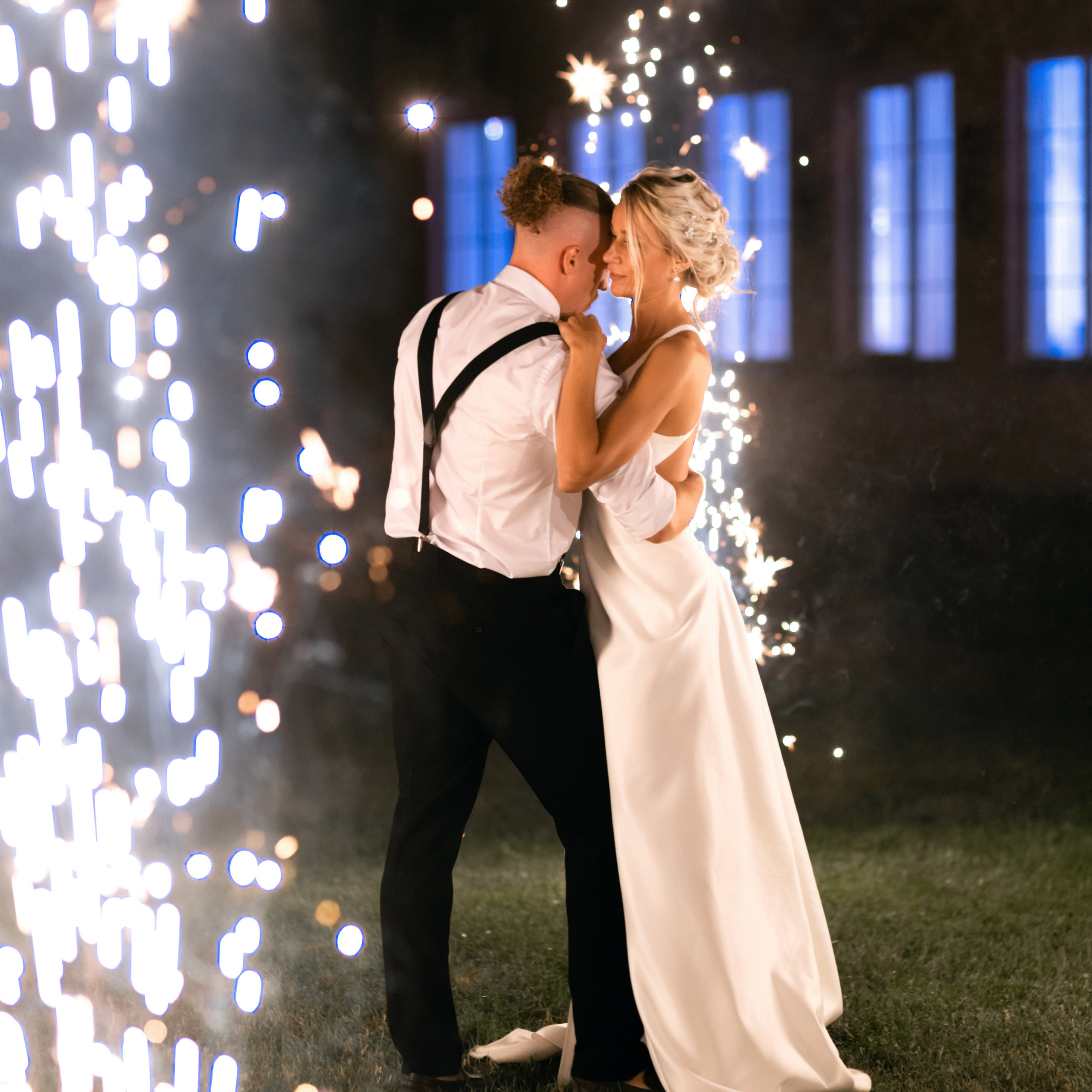 ОТЗЫВЫ. СВАДЕБНЫЙ И РЕПОРТАЖНЫЙ ФОТОГРАФ | МИНСК, БЕЛАРУСЬ| ЮЛИАНА ВАСИЛЬКОВА