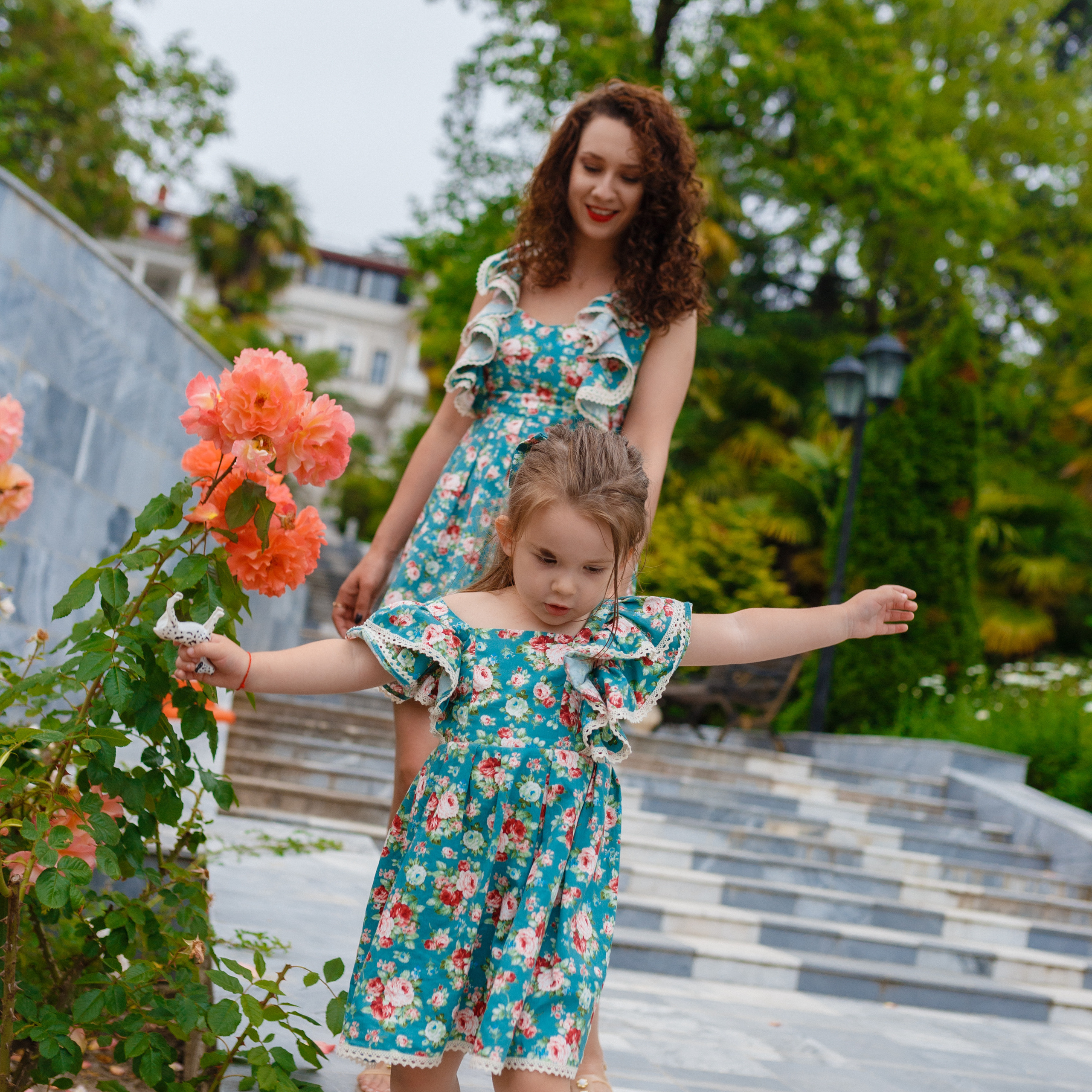 Мама и дочь