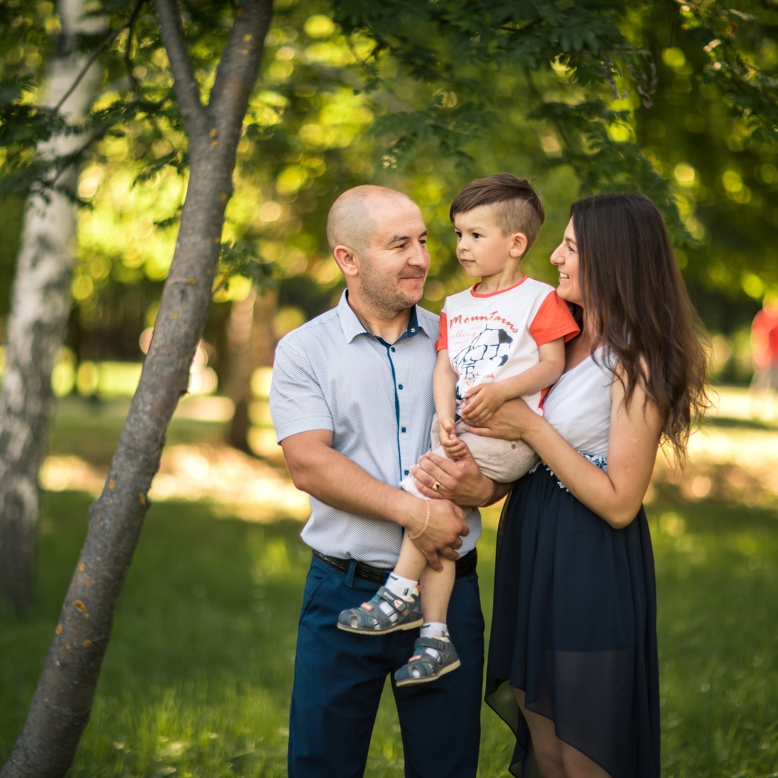 Семейная прогулка