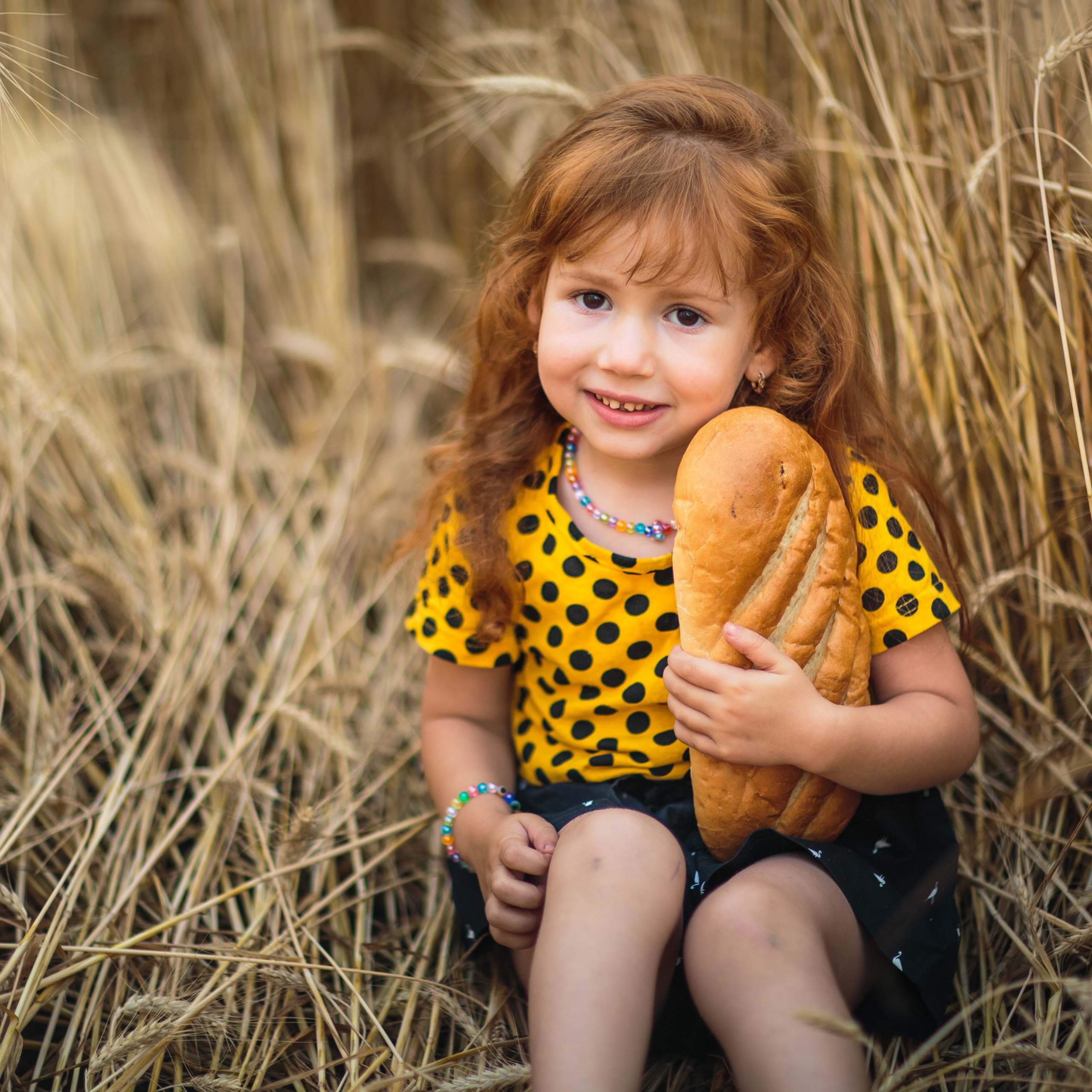 Прогулка в пшенице и подсолнухах