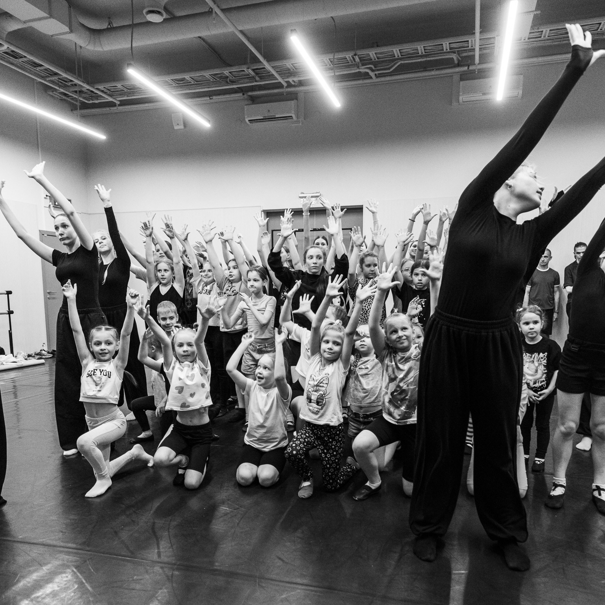 Один день до концерта, МАЙ 2025. Взгляд через объектив