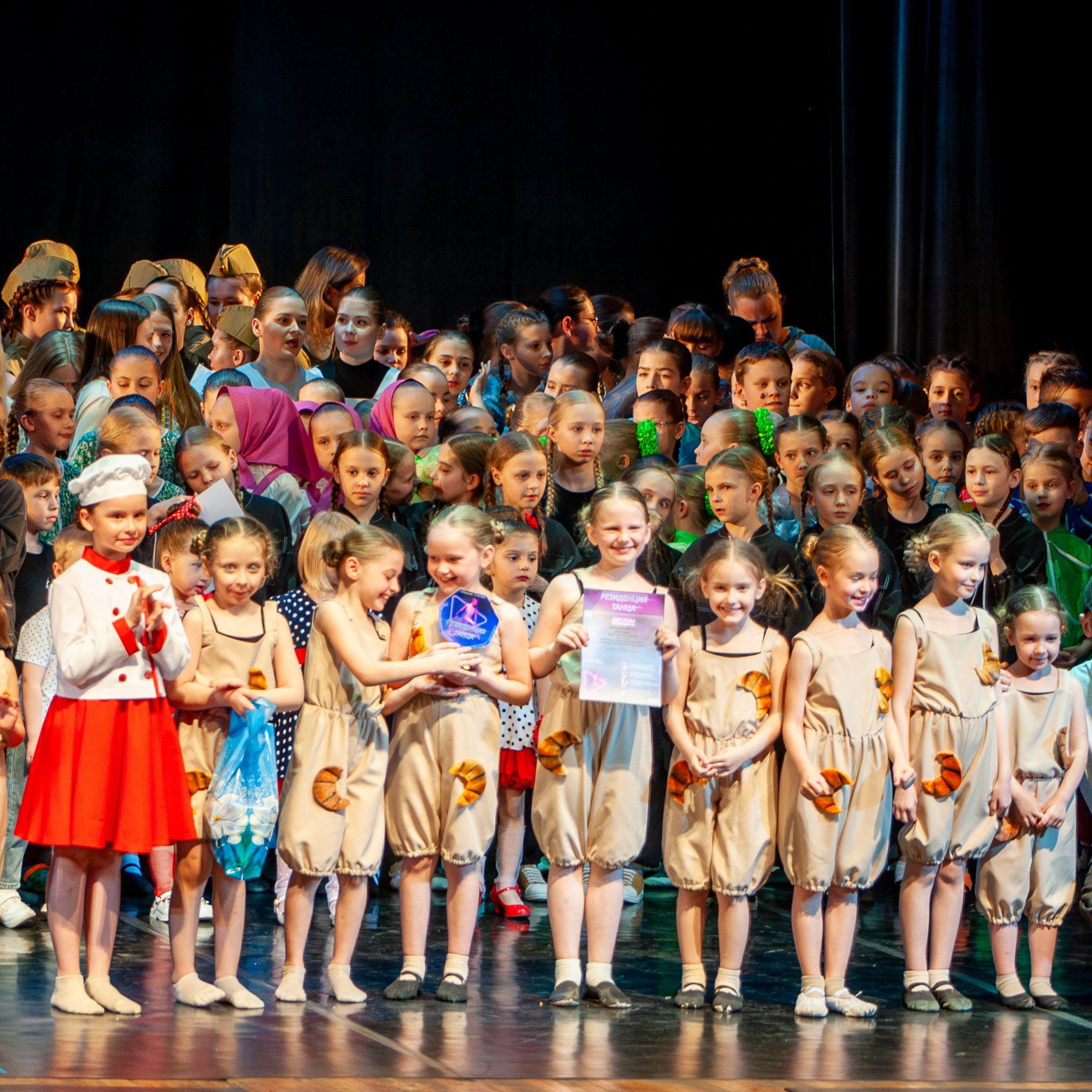 АПРЕЛЬ 2025 (Серпухов). Взгляд через объектив