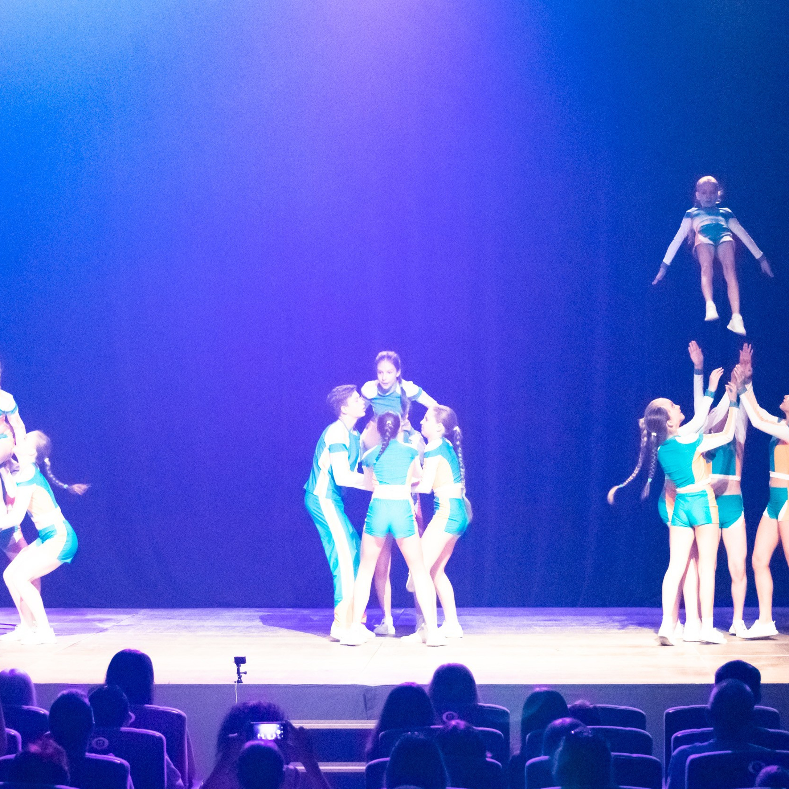 ИЮЛЬ 2019. Взгляд через объектив