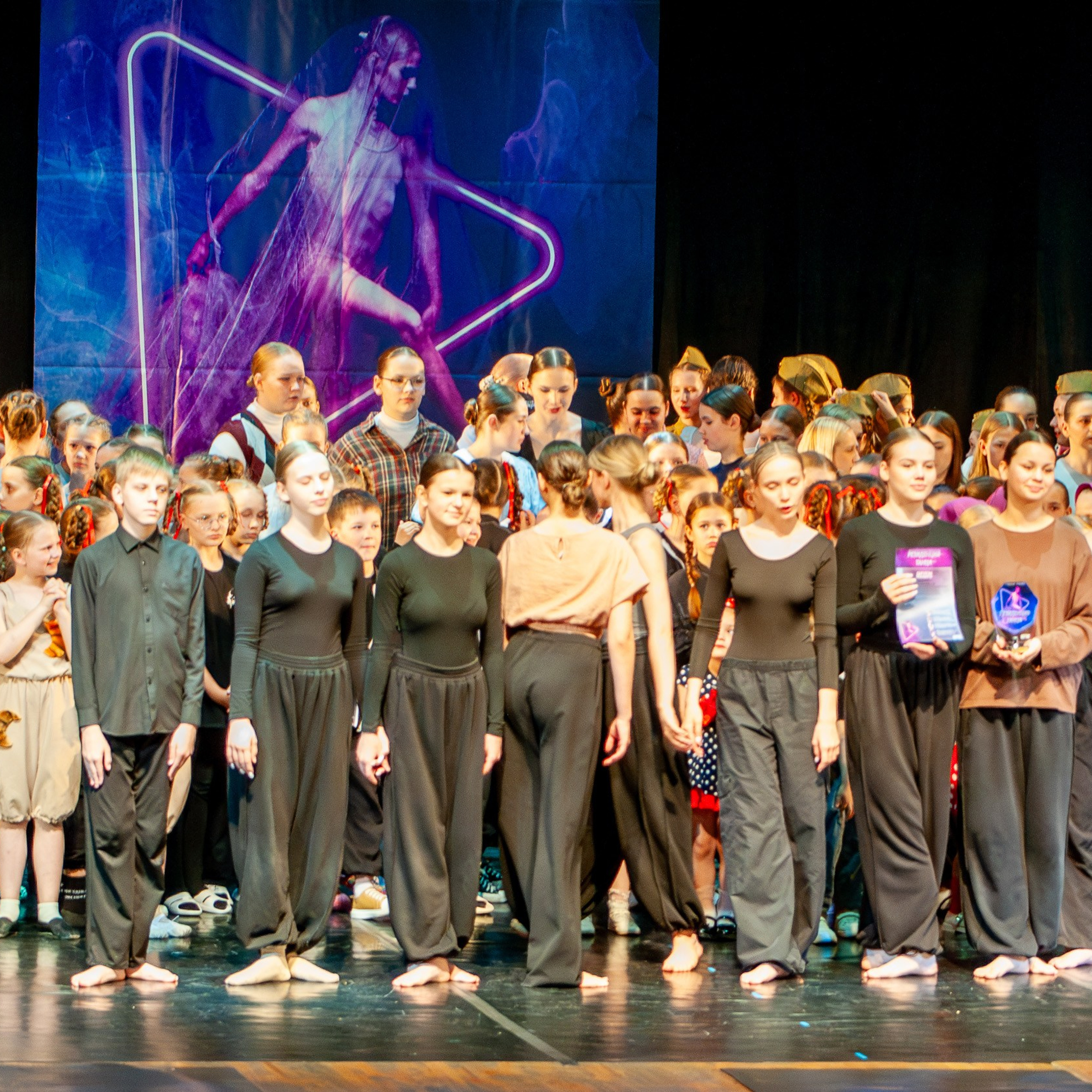 АПРЕЛЬ 2025 (Серпухов). Взгляд через объектив