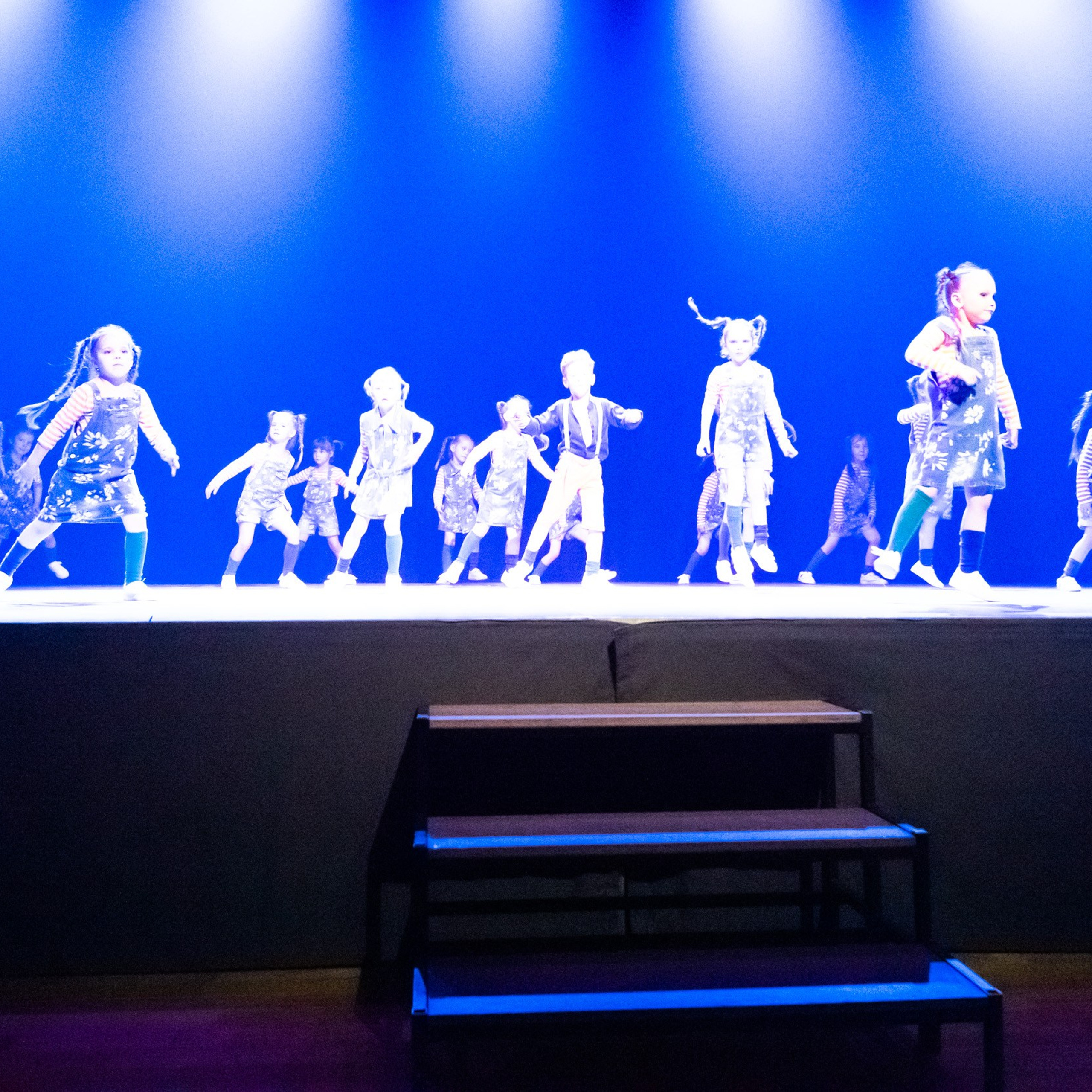 ИЮЛЬ 2019. Взгляд через объектив