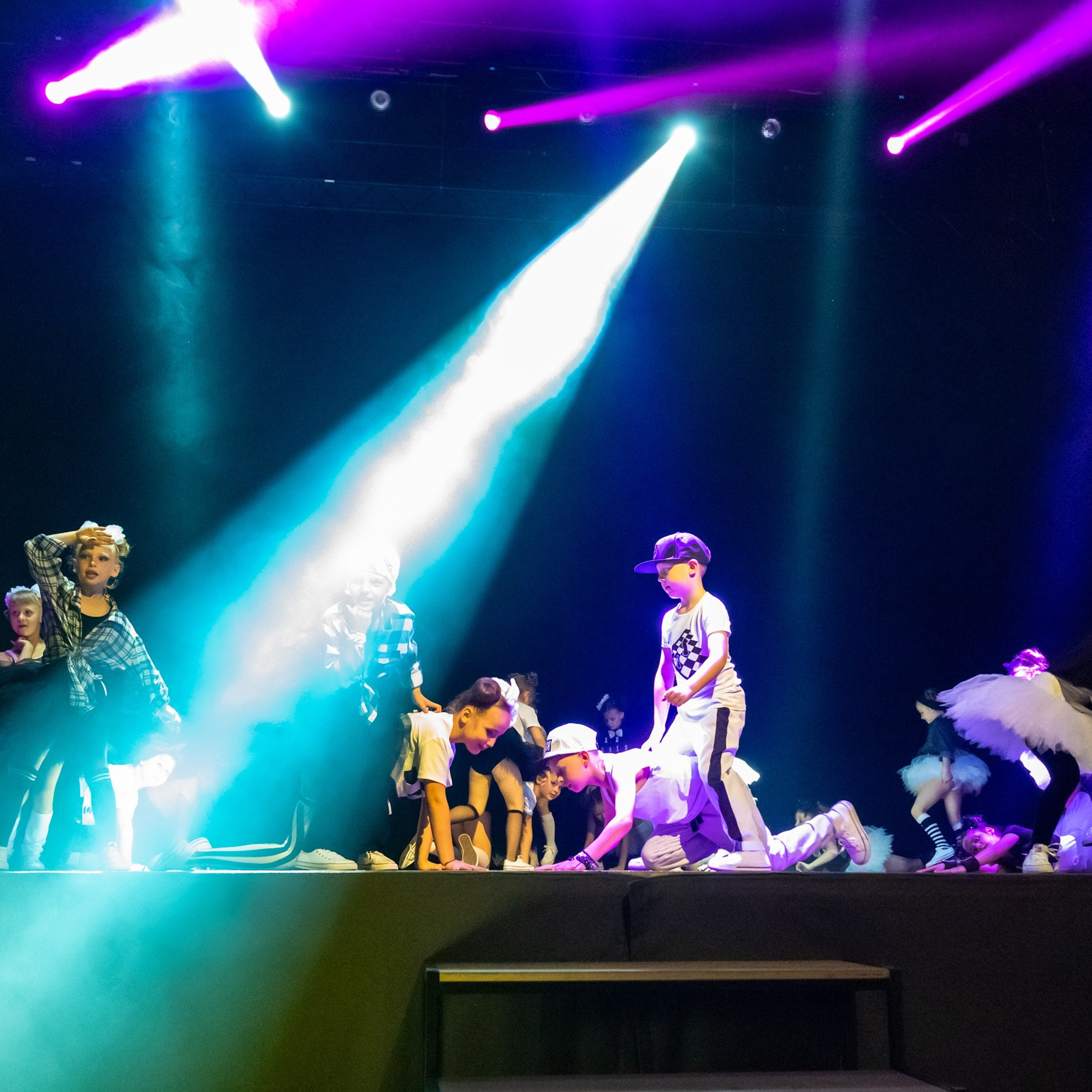 ИЮЛЬ 2019. Взгляд через объектив