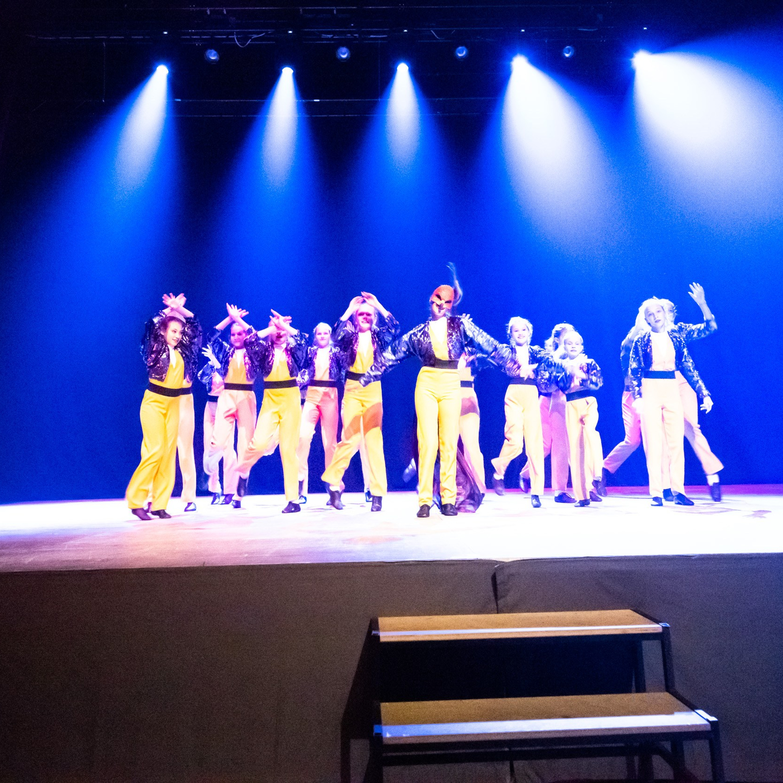 ИЮЛЬ 2019. Взгляд через объектив