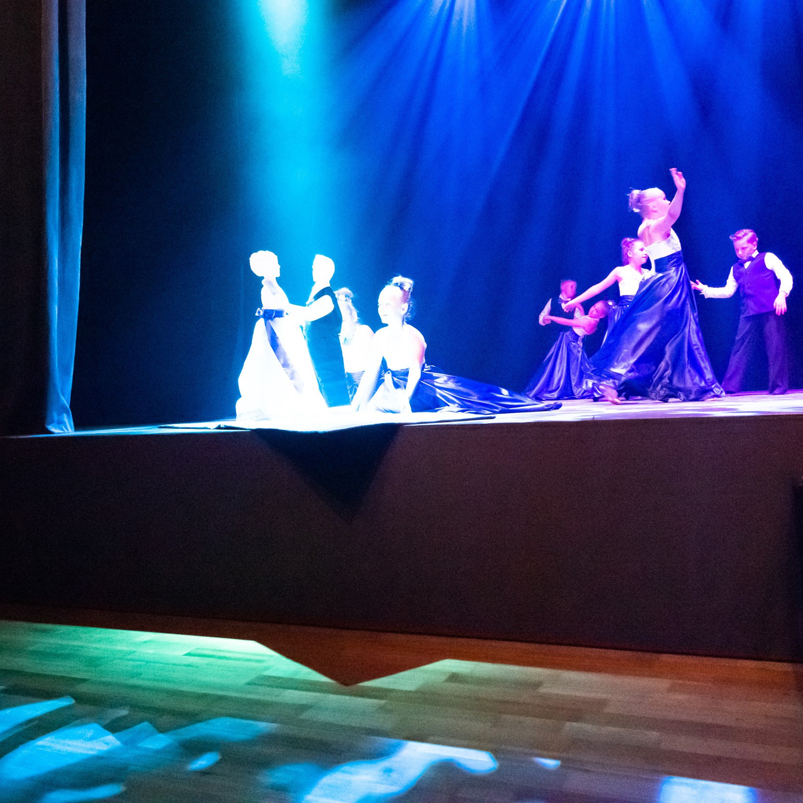 ИЮЛЬ 2019. Взгляд через объектив