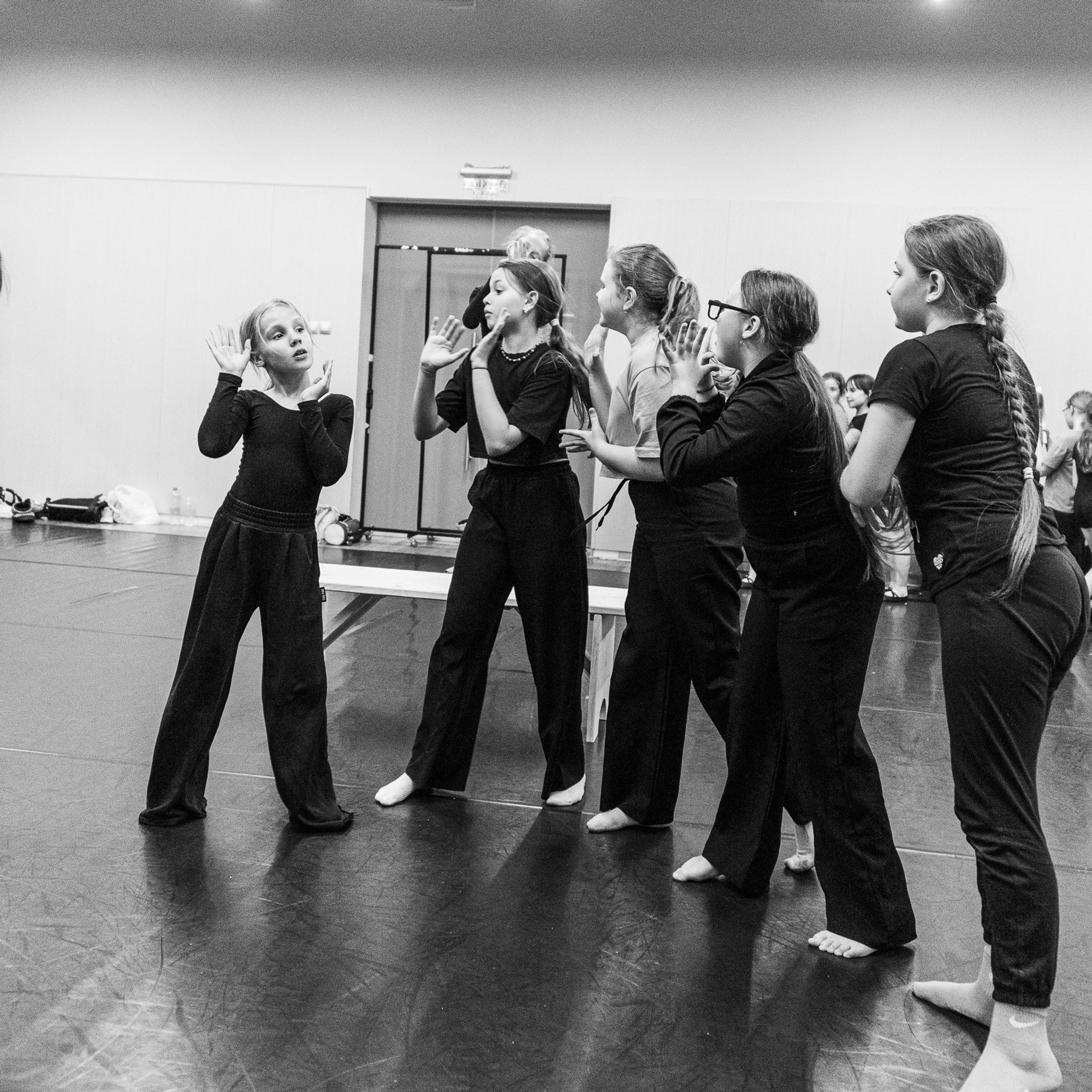 Один день до концерта, МАЙ 2025. Взгляд через объектив