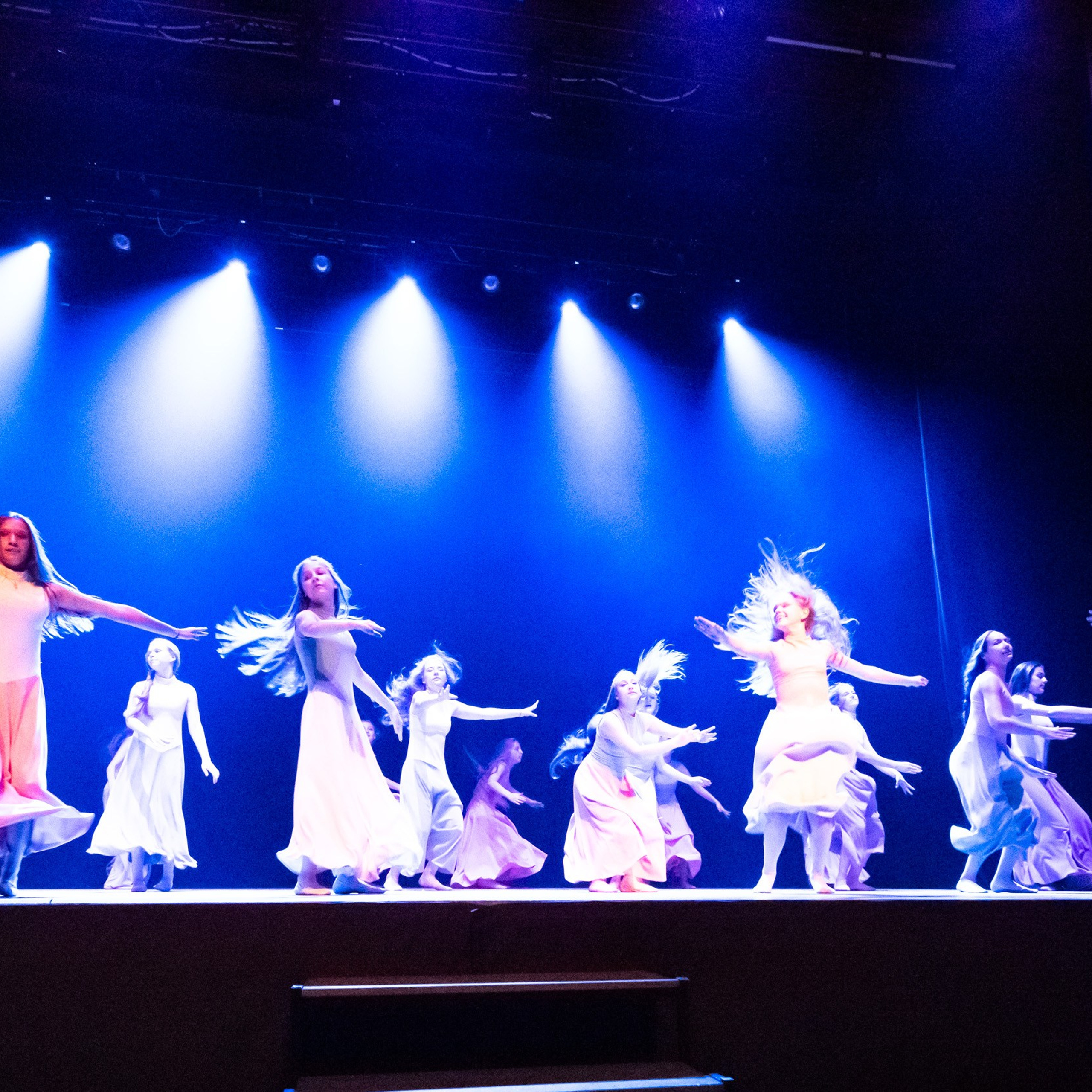 ИЮЛЬ 2019. Взгляд через объектив