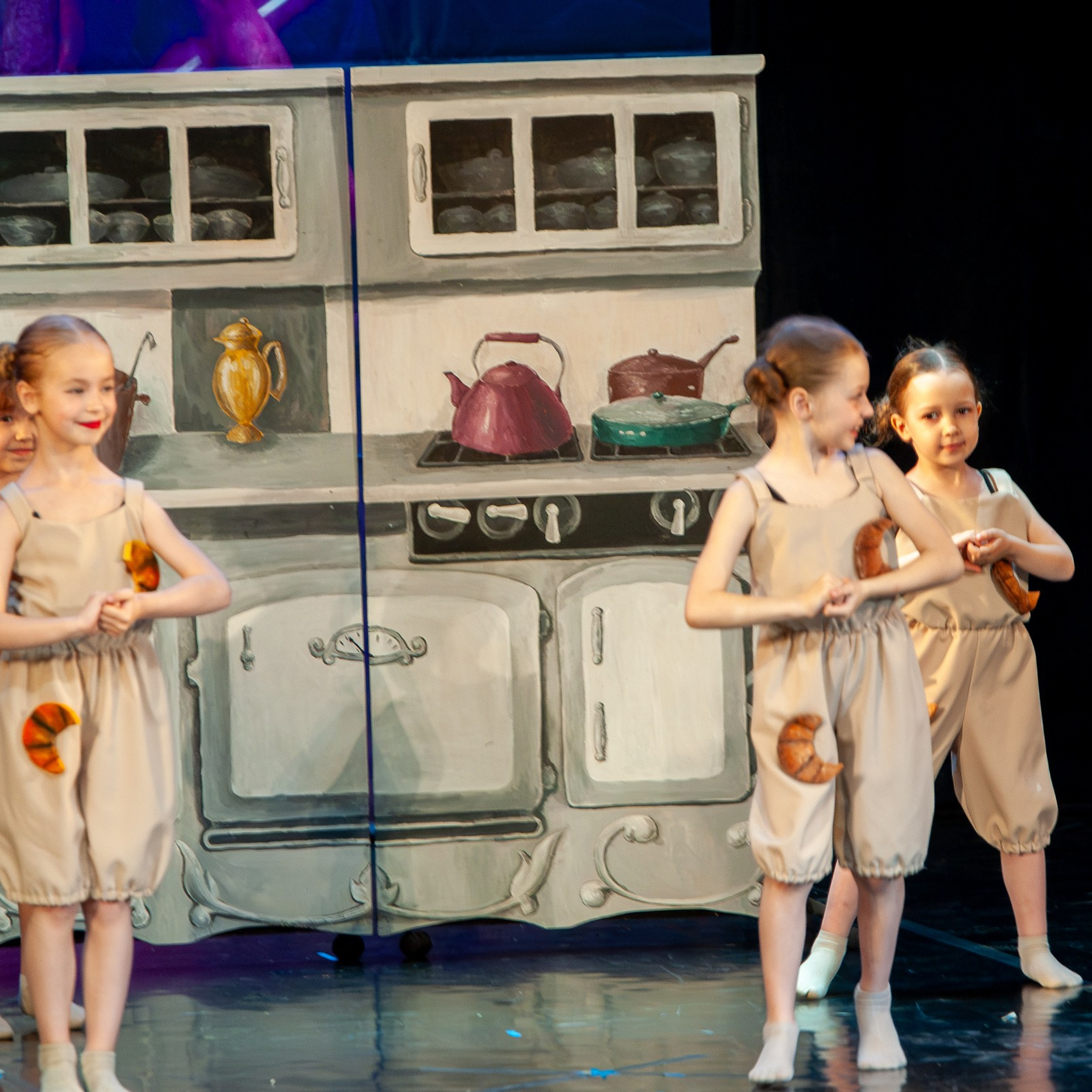 АПРЕЛЬ 2025 (Серпухов). Взгляд через объектив